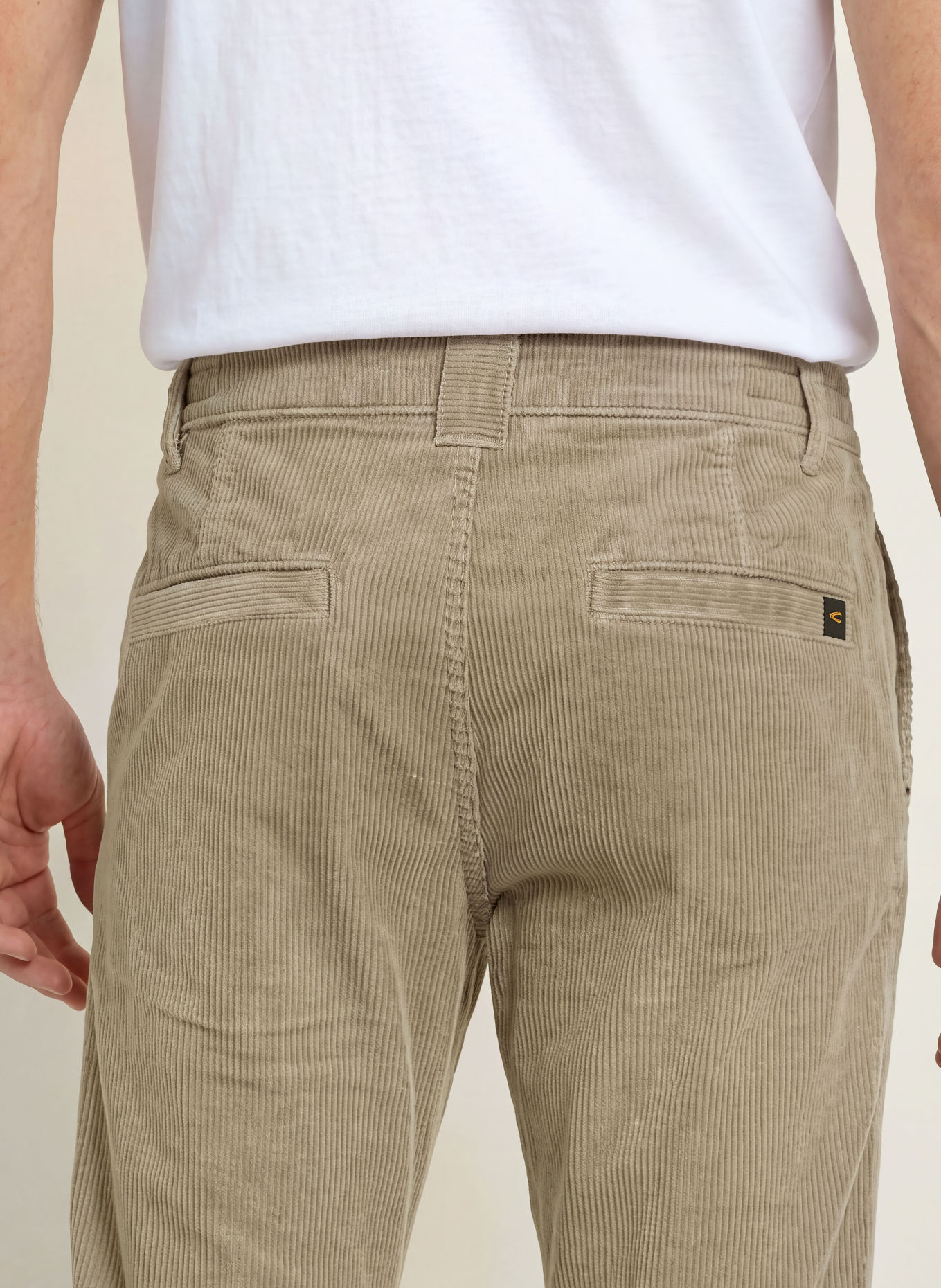 camel active Pantaloni din velur de bumbac, croială regular: BEJ