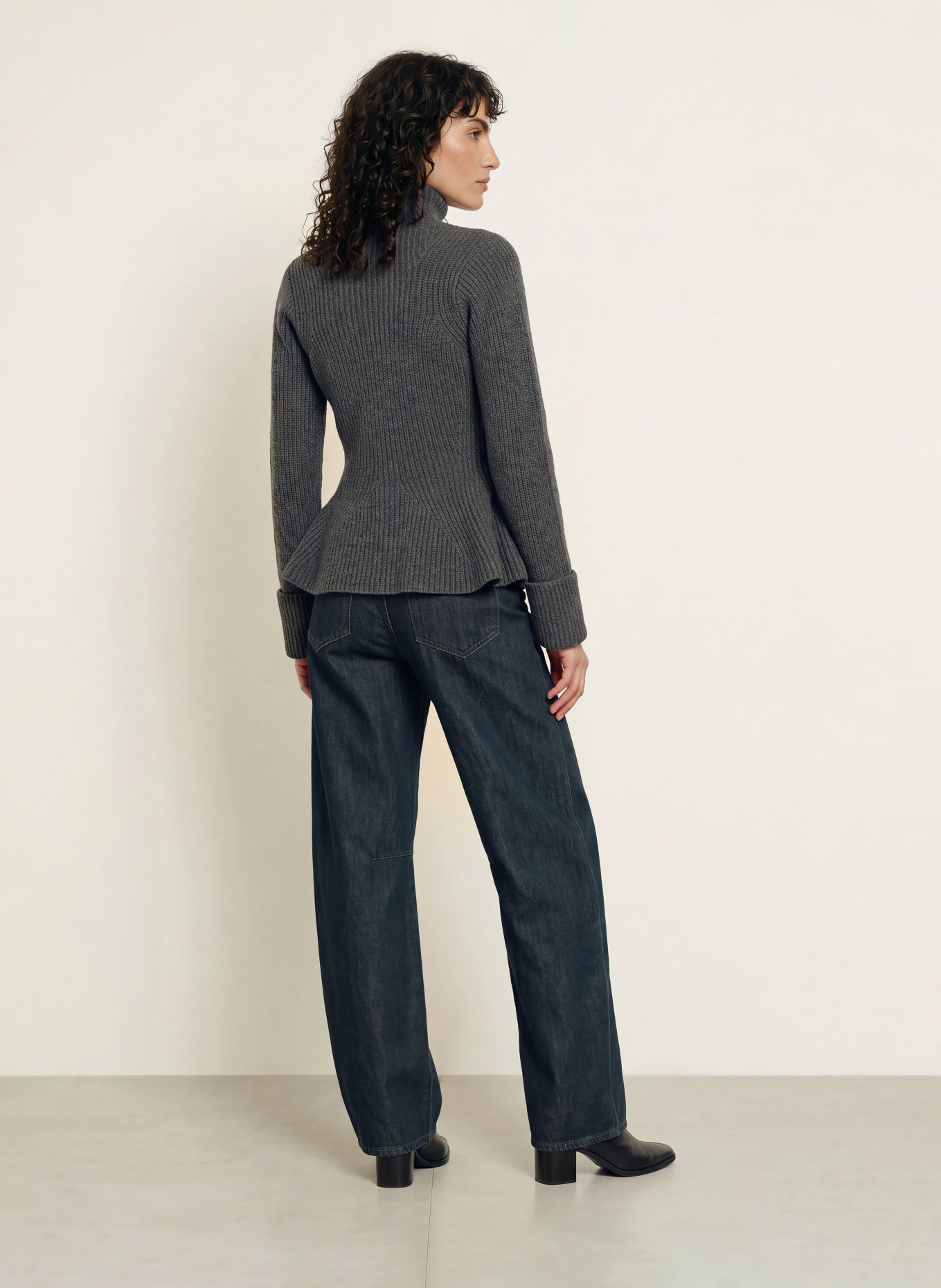 RHÚNE Pullover MAREN: DUNKELGRAU