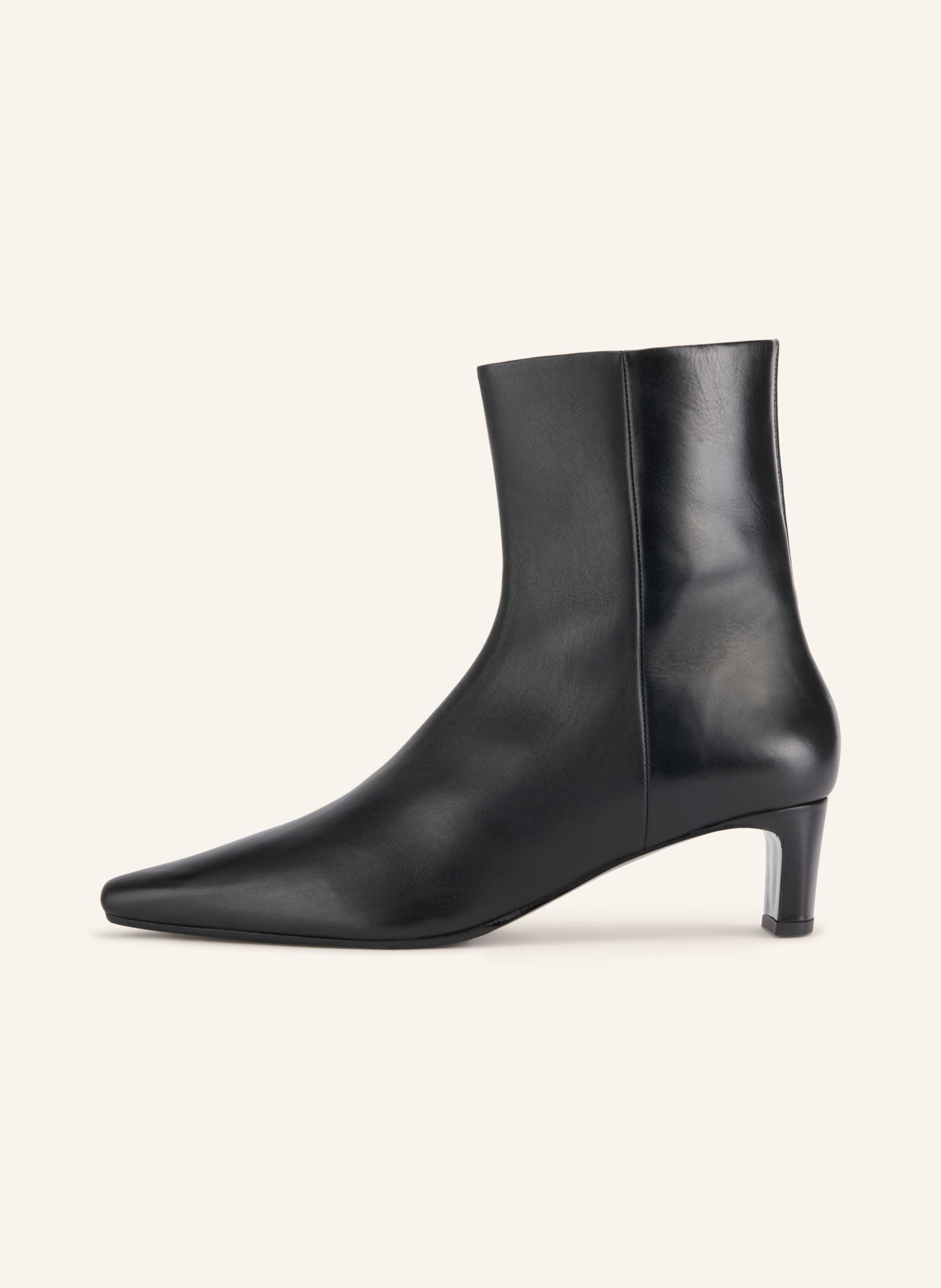THEA MIKA Stiefeletten VESNA: SCHWARZ
