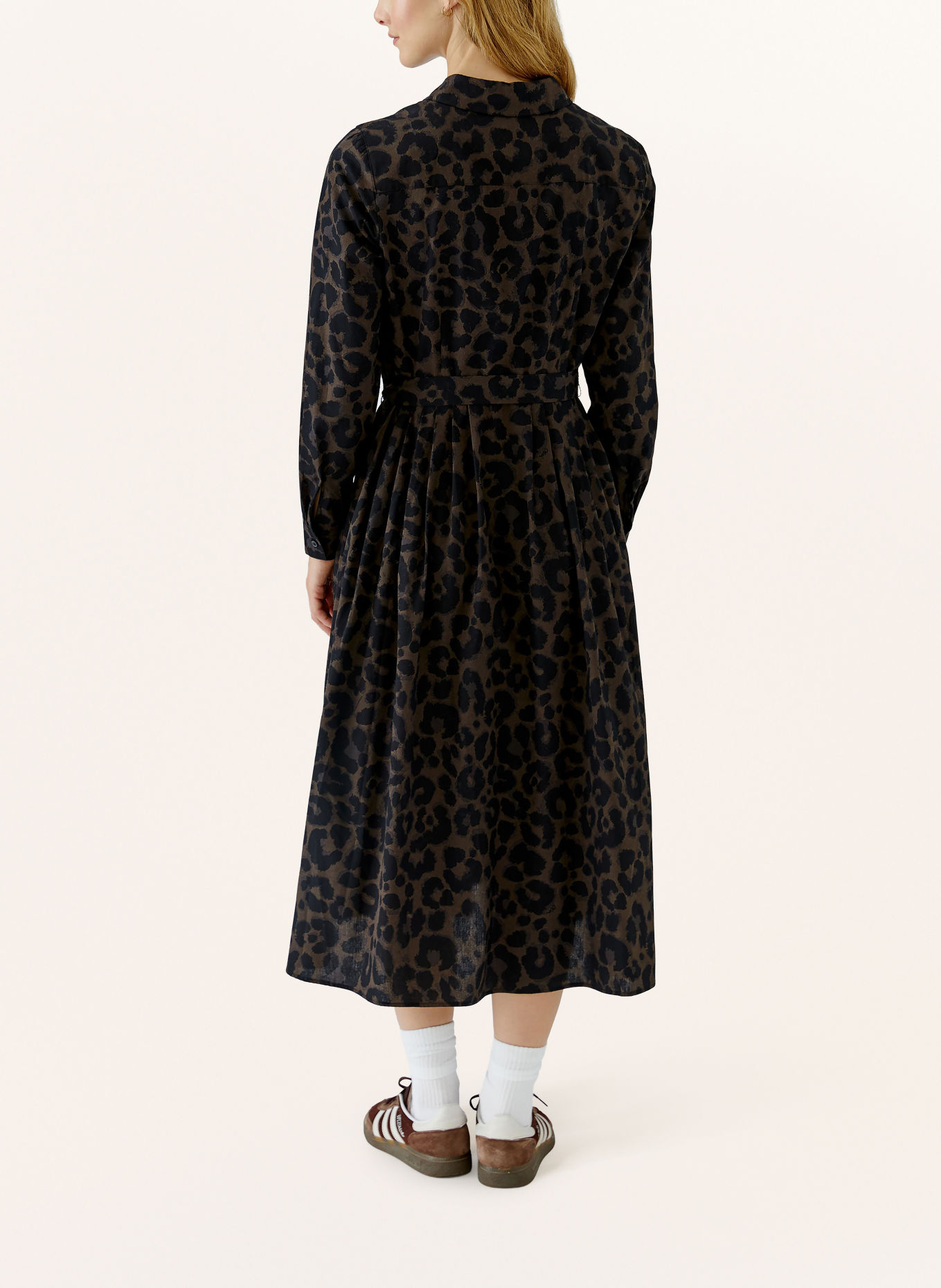Oui Blousejurk: MARRON FONCÉ / ZWART