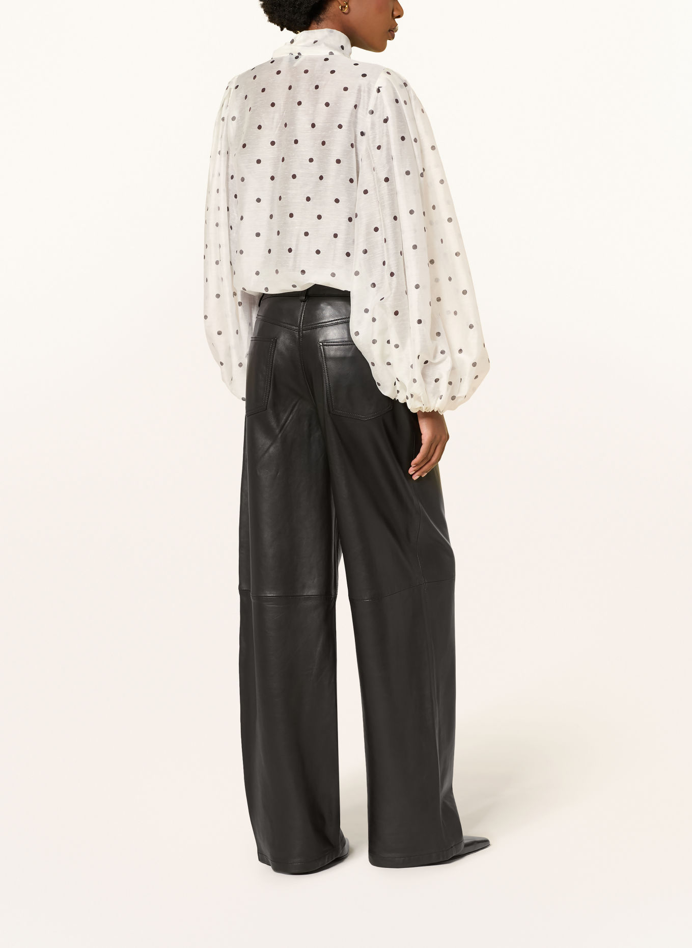 Aje. Blouse à lavallière AMILY: BLANC / NOIR