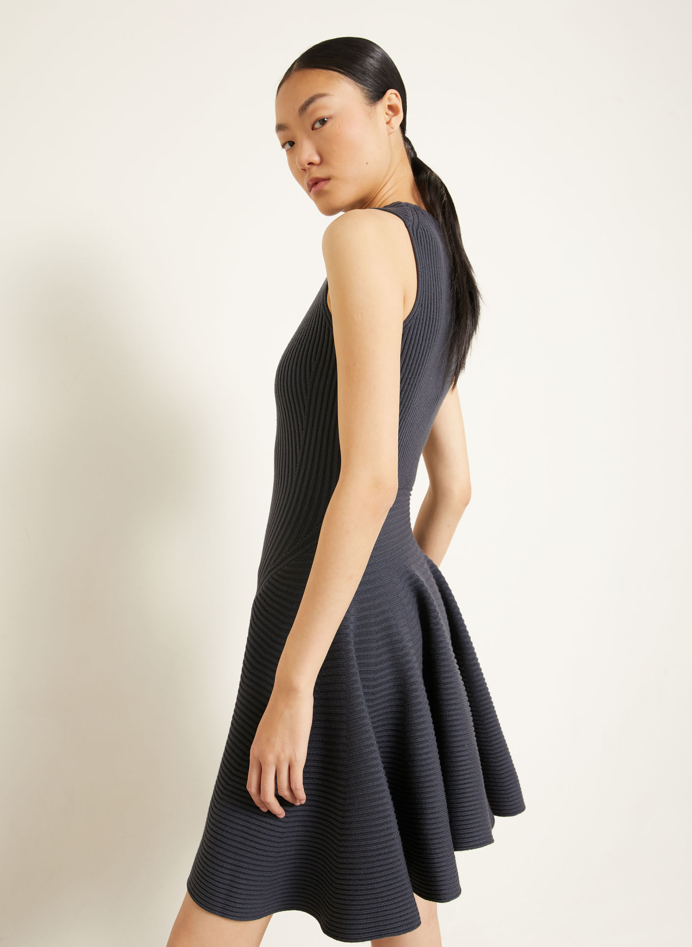 ALAÏA Gebreide jurk: DONKERGRIJS