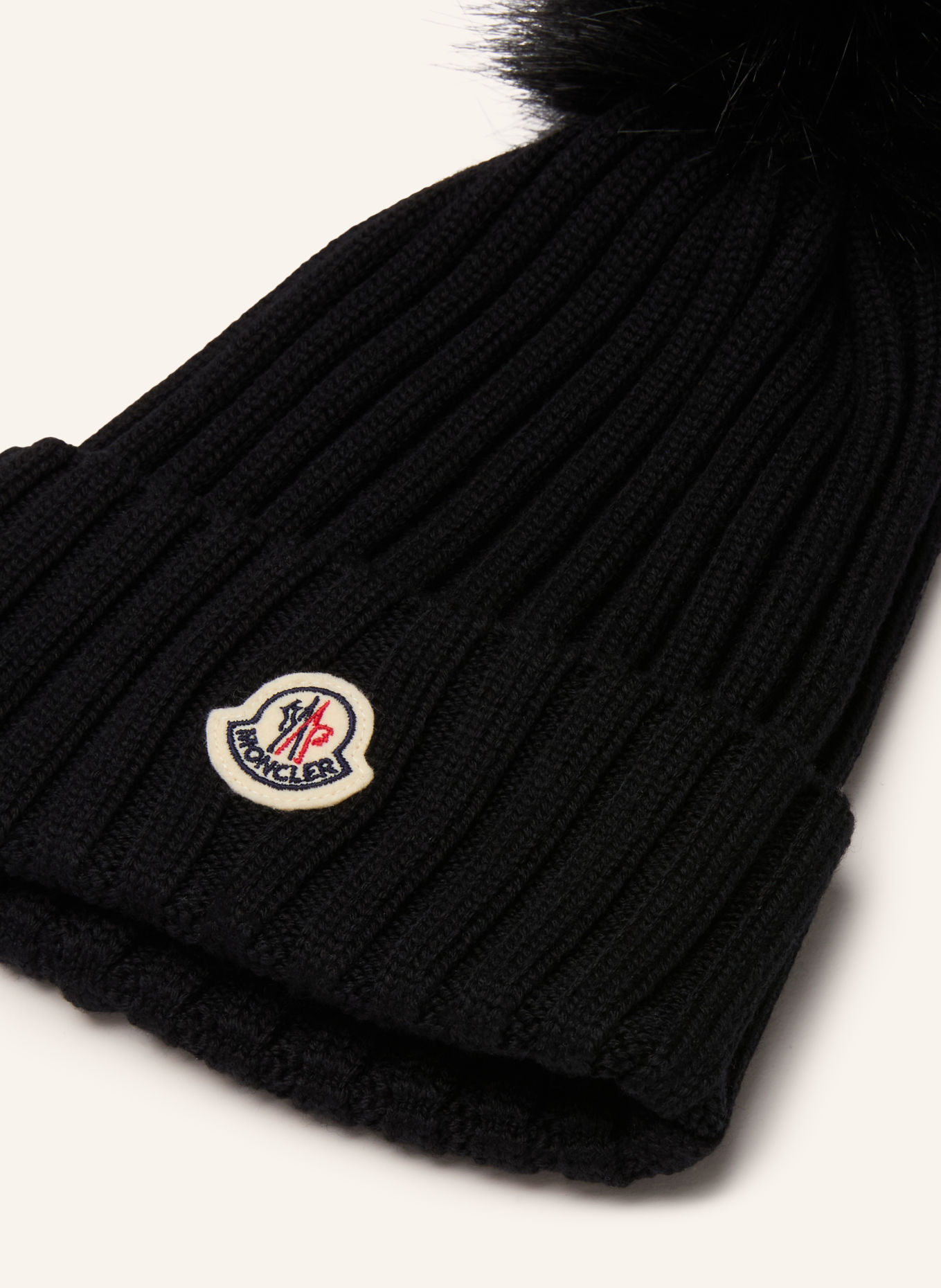 MONCLER Hat with faux fur: BLACK / ECRU