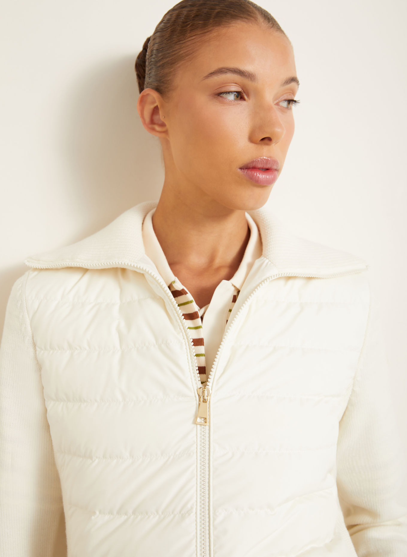 MONCLER Jacke im Materialmix: CREME