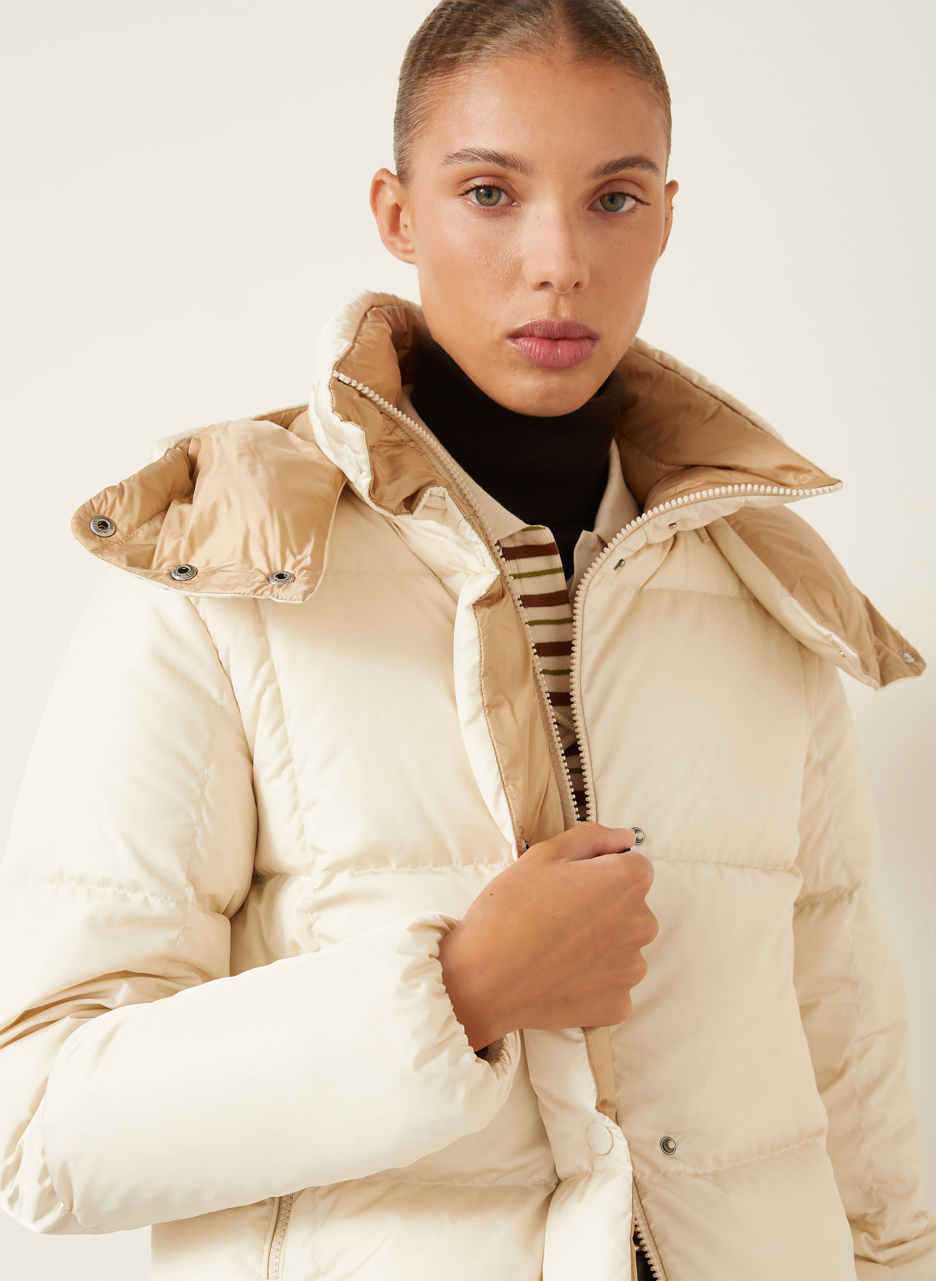MONCLER Daunenjacke CASTELNEW mit abnehmbarer Kapuze: ECRU / BEIGE