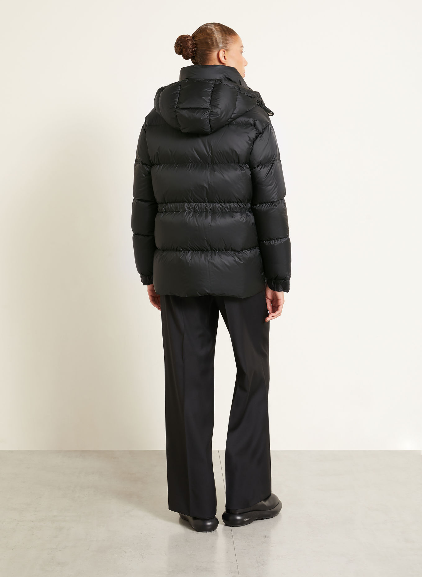 MONCLER Daunenjacke SESIE mit abnehmbarer Kapuze: SCHWARZ