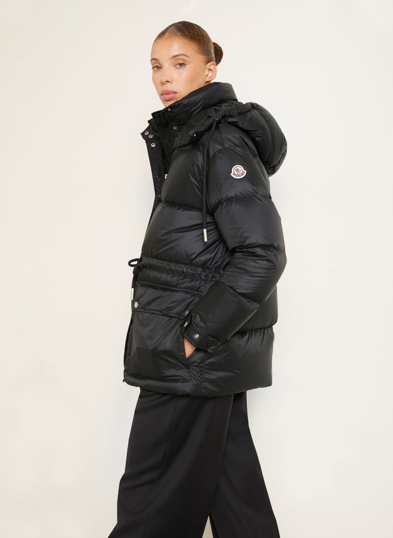 MONCLER Daunenjacke SESIE mit abnehmbarer Kapuze: SCHWARZ