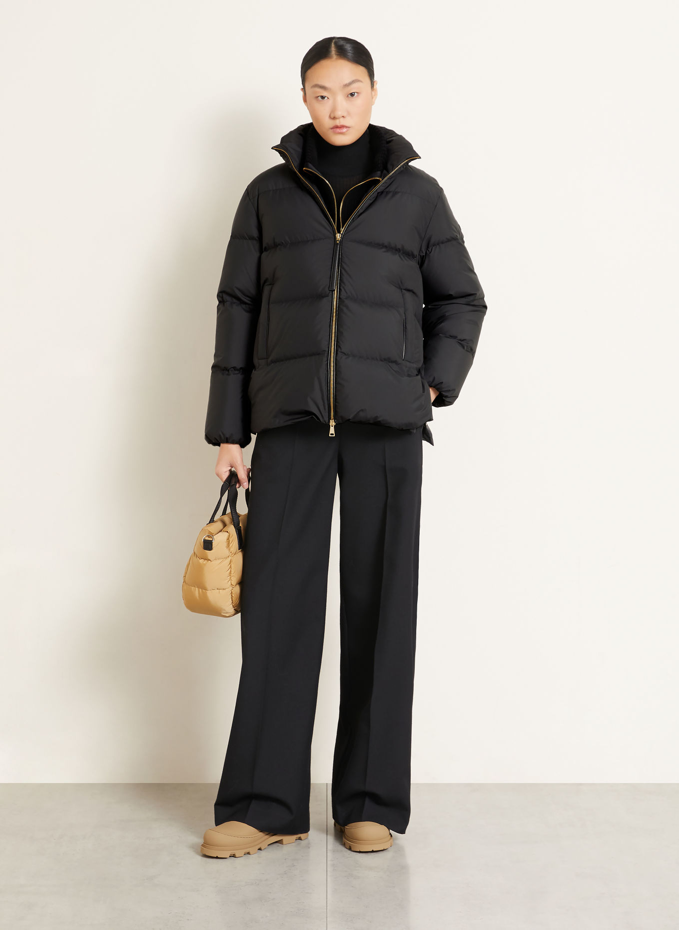 MONCLER Doudoune VIVANTESSE: NOIR