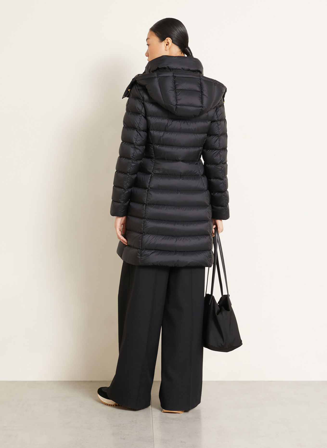 MONCLER Daunenmantel HIRMAS mit abnehmbarer Kapuze: SCHWARZ
