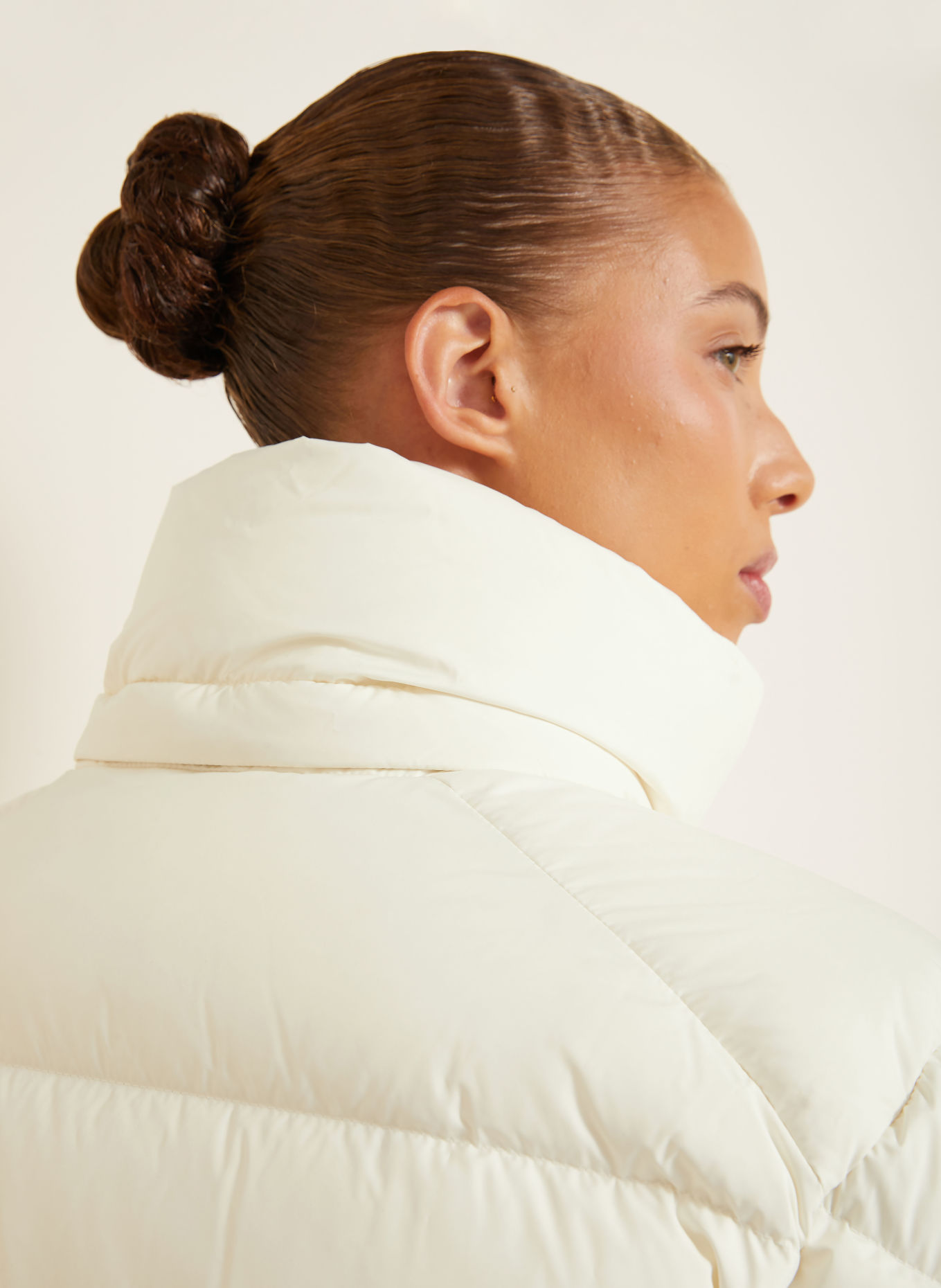 MONCLER Daunenjacke MAYA 70 mit abnehmbarer Kapuze: ECRU