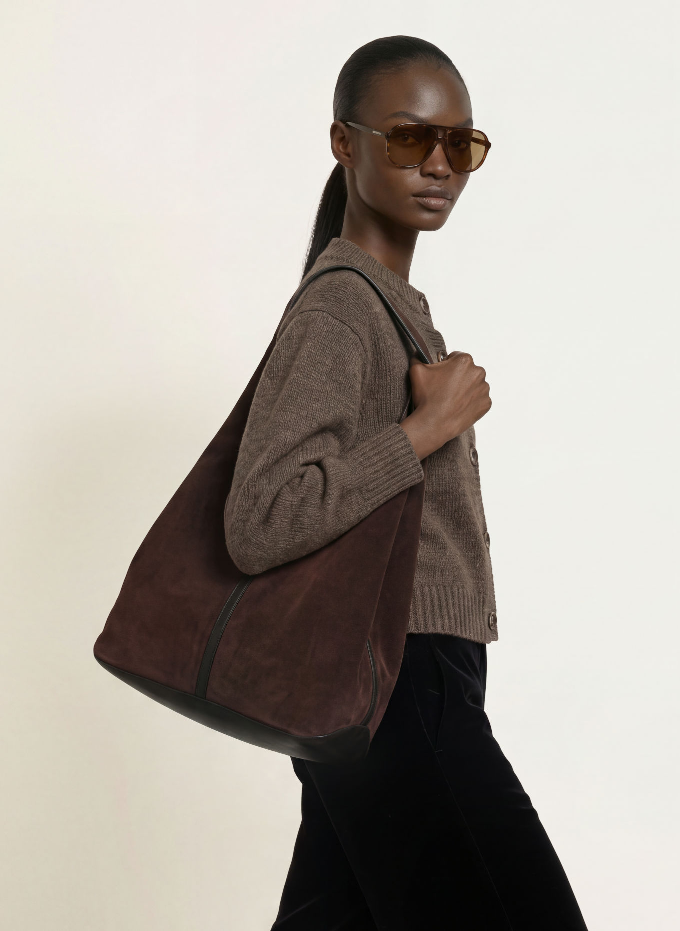 soeur DOUCE Shoulder Bag: DARK BROWN / GOLD