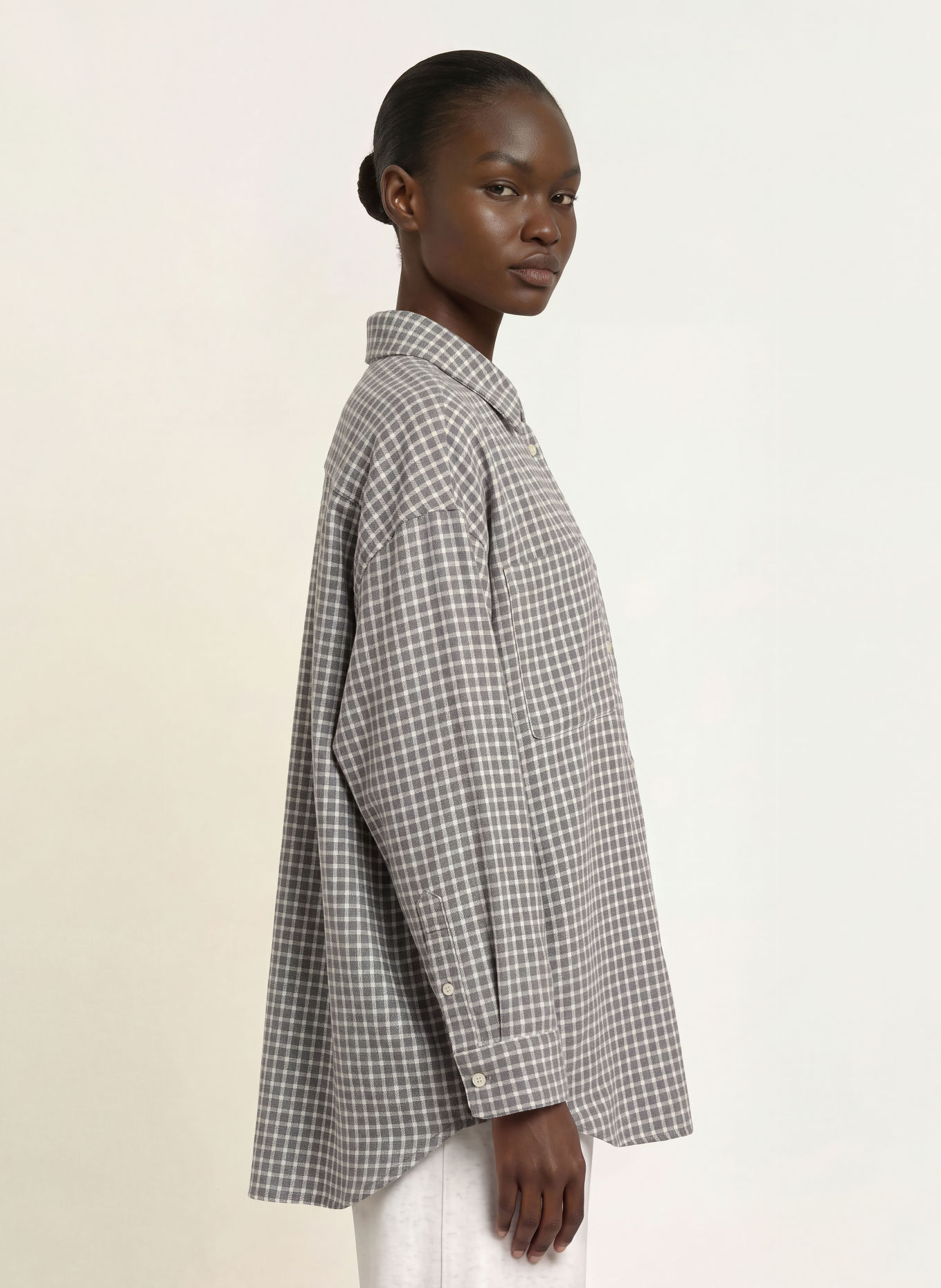 American Vintage Oversized overhemdblouse HOXCITY van flanel: GRIJS / ECRU