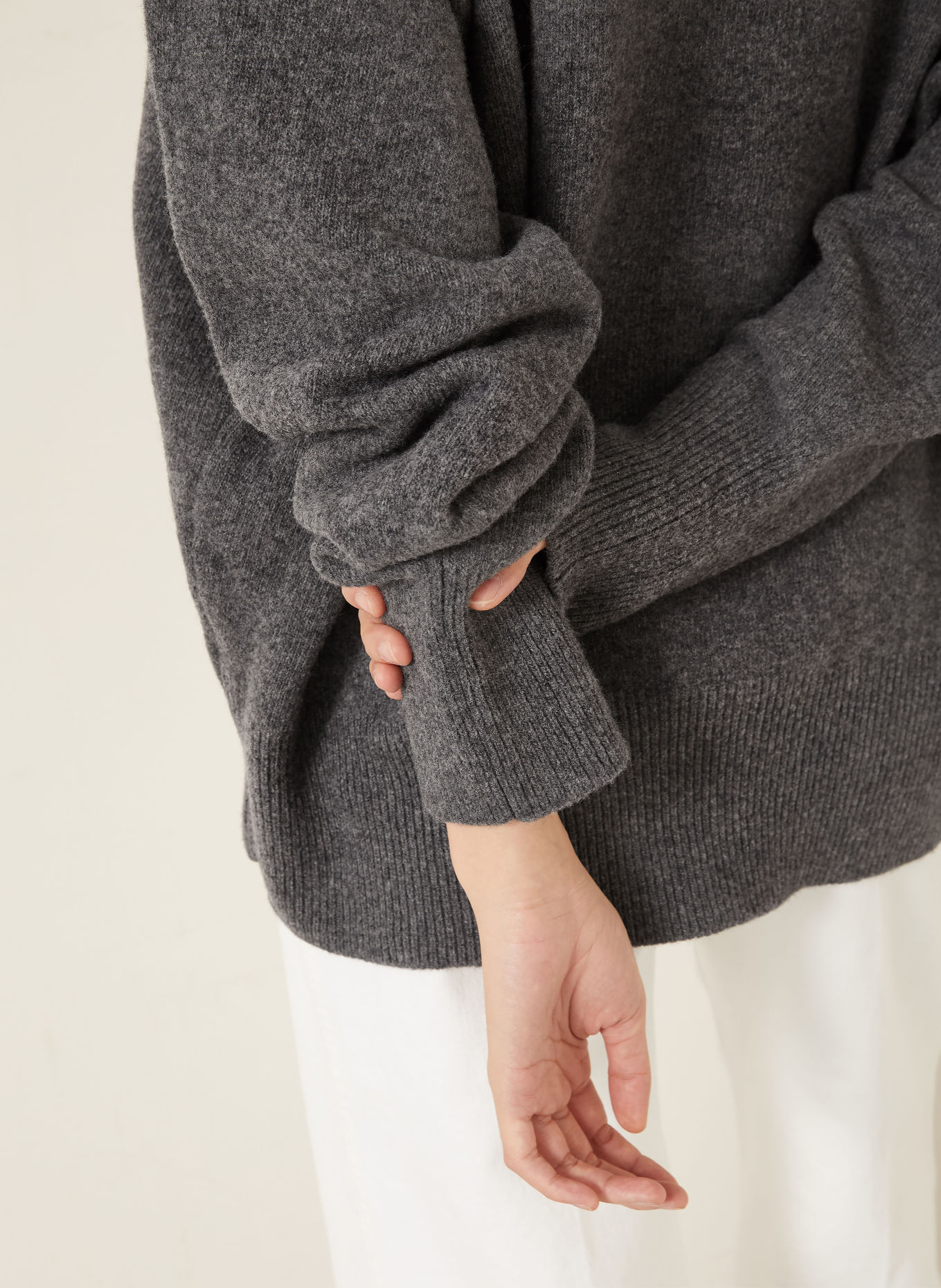 RÓHE Turtleneck sweater: GRAY