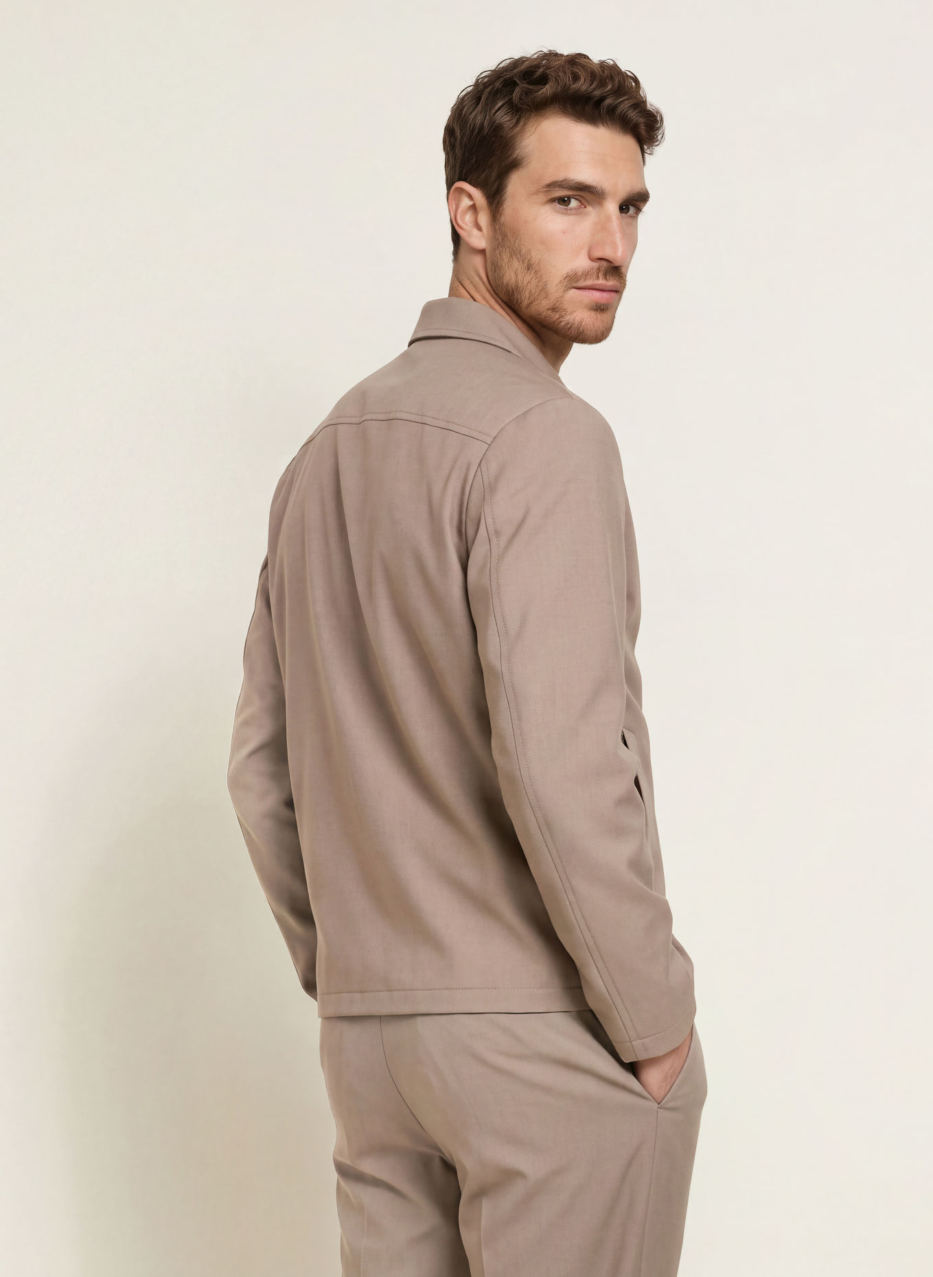 DRYKORN Overshirt LOUVIN: SVĚTLE HNĚDÁ