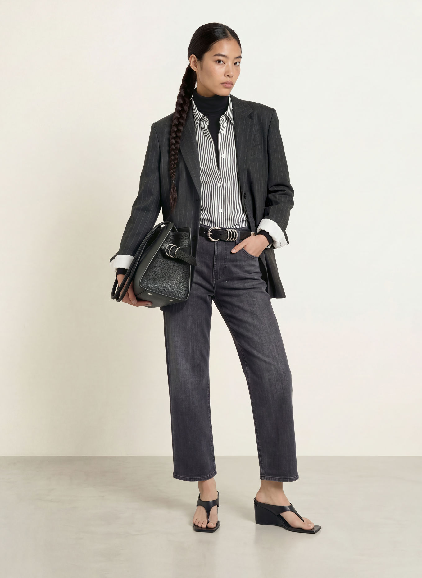 MAC Boyfriend jeans: D975 dark grey used wash