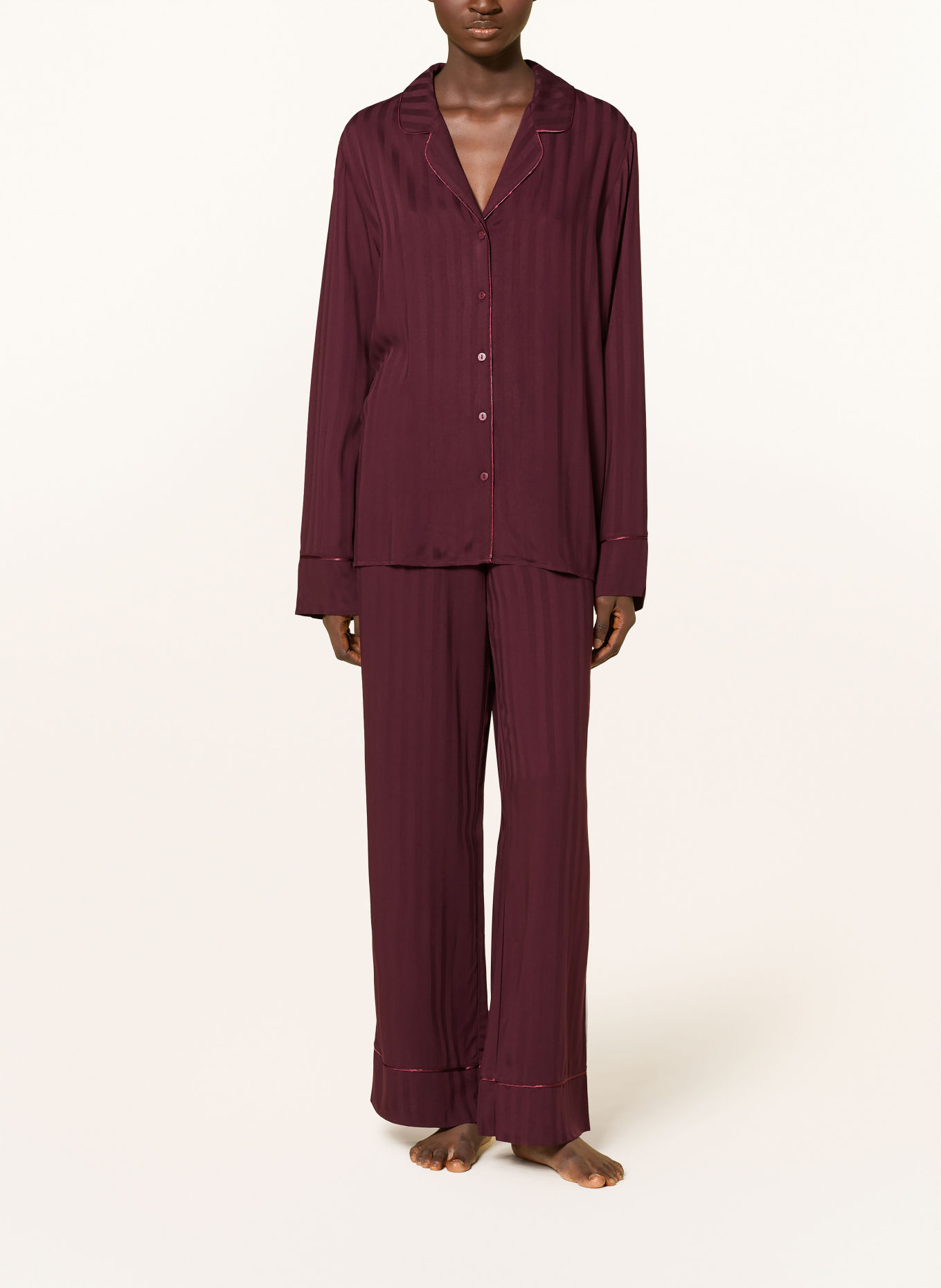 Triumph Pyjama AMOURETTE: DONKERROOD