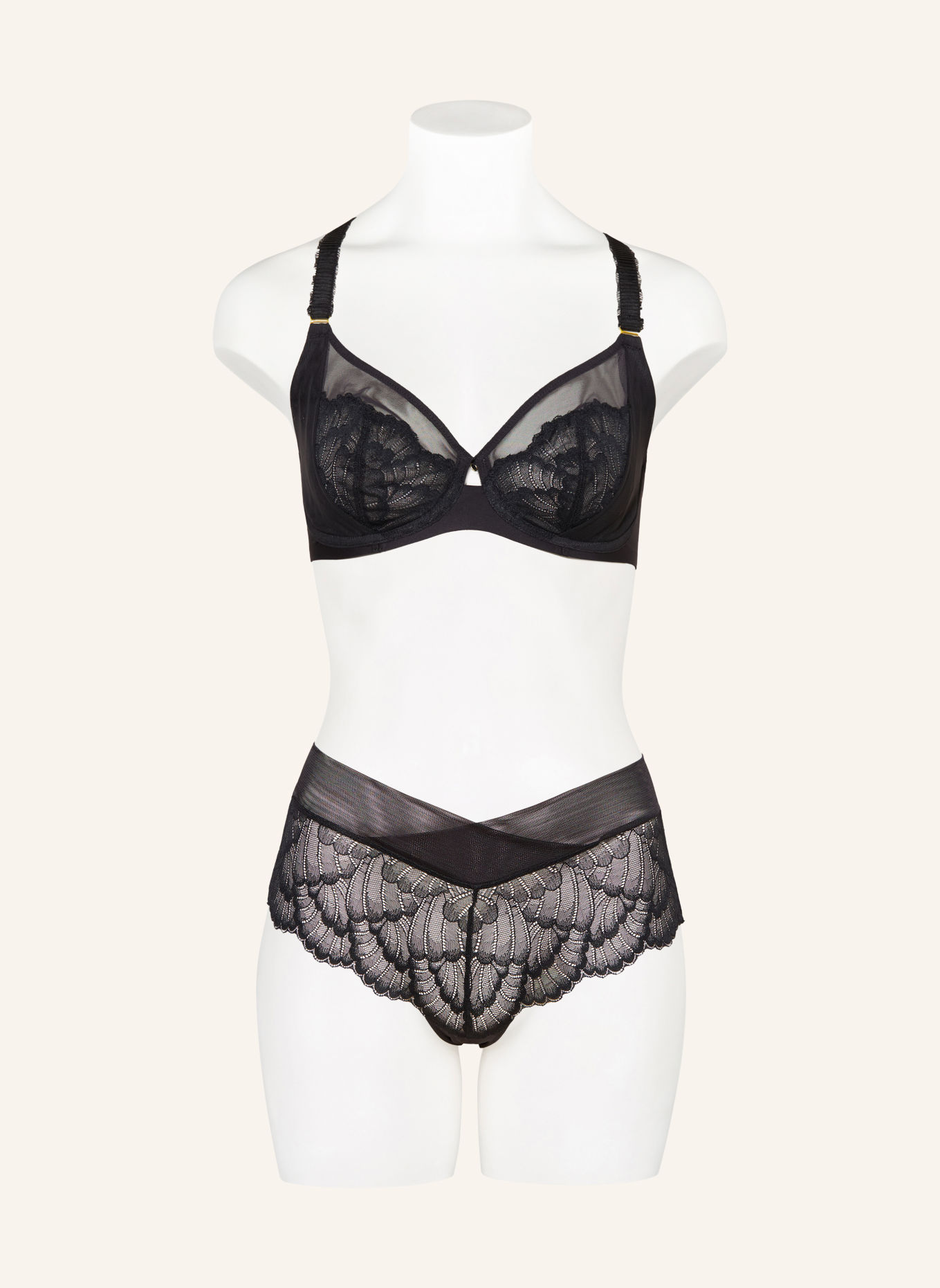 Triumph LOVE IN LACE Panties: BLACK
