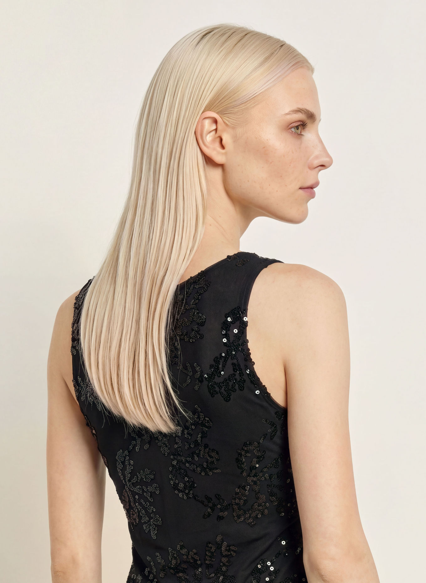 miss goodlife Mesh-top med pailletter: SORT