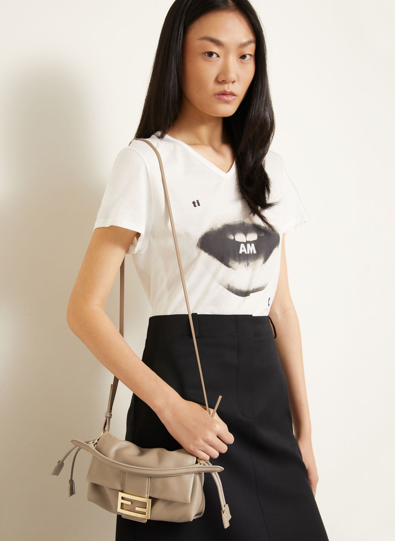 FENDI Handtas BAGUETTE SOFT SMALL: BEIGE