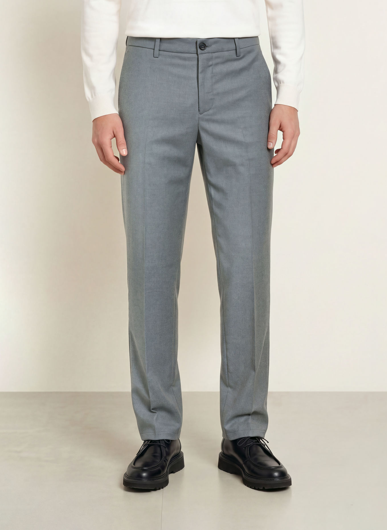 CRUNA MIDTOWN Regular Fit Chinos: GRAY