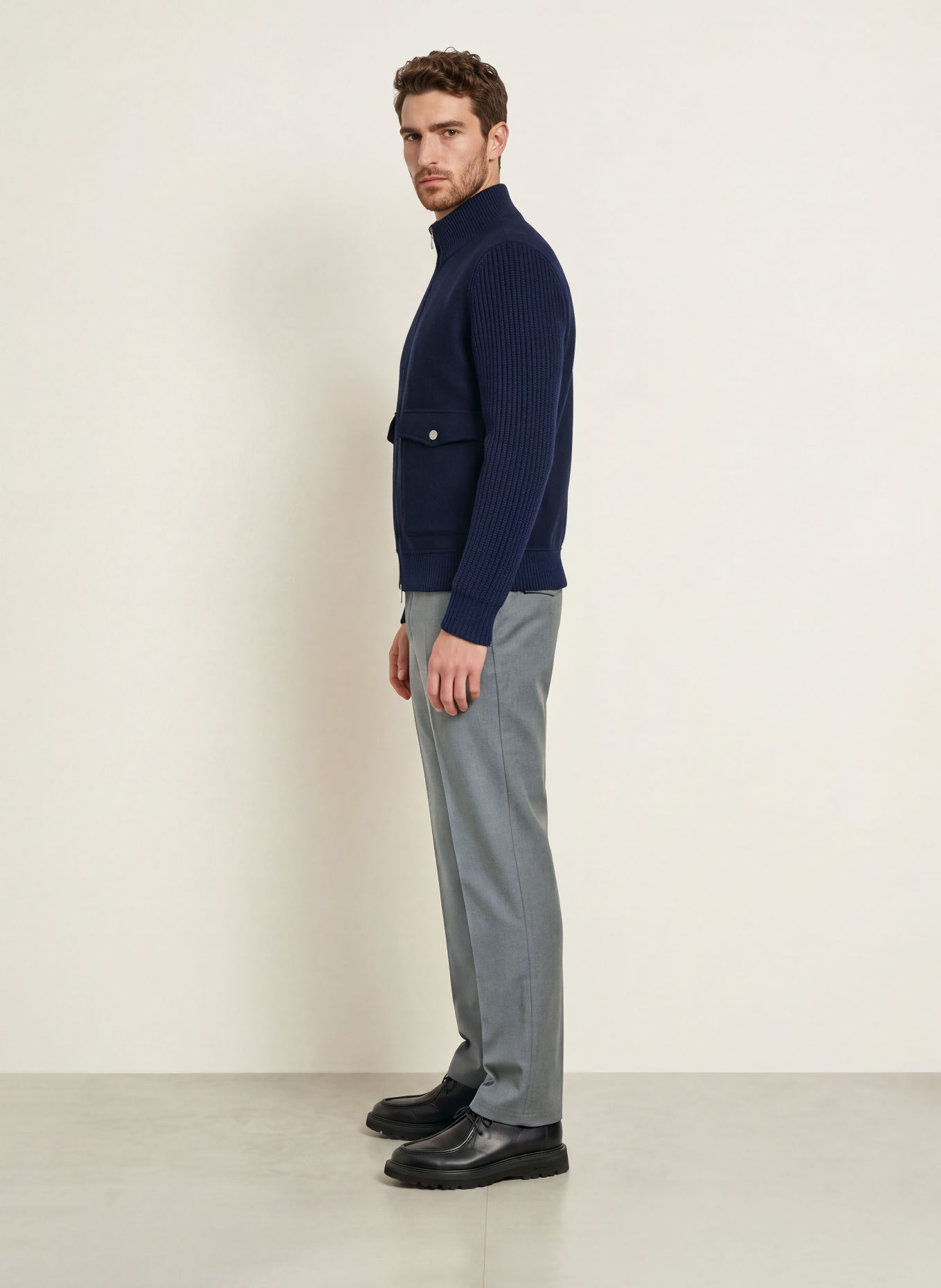 CRUNA MIDTOWN Regular Fit Chinos: GRAY