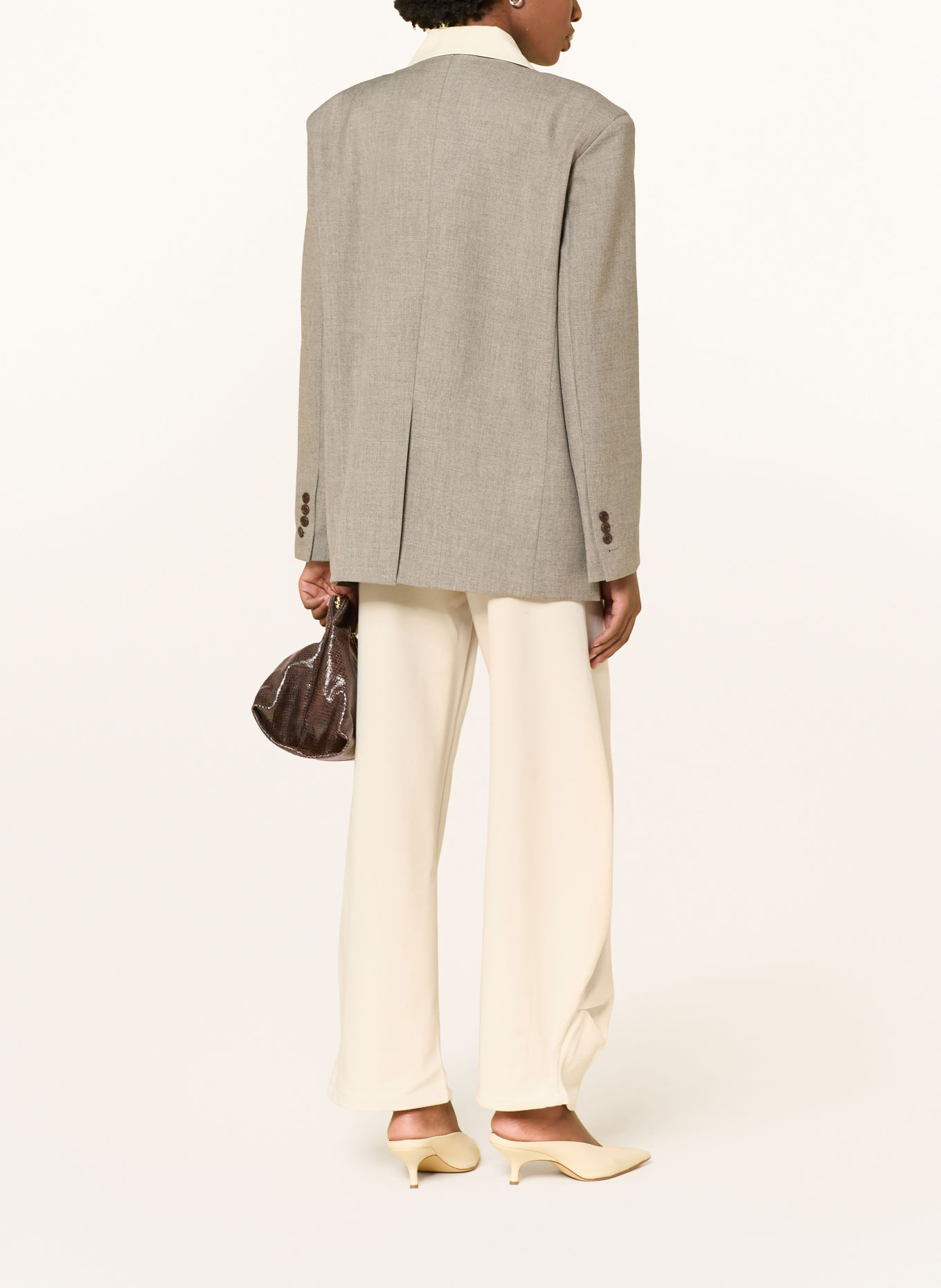 Source Unknown Hose EBBE: CREME