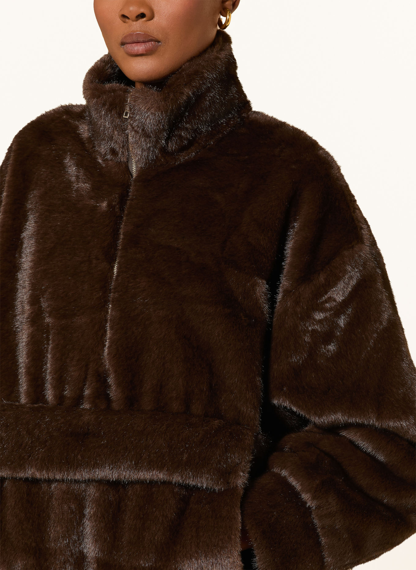 Source Unknown Schlupfjacke ZVIKA aus Kunstfell: DUNKELBRAUN