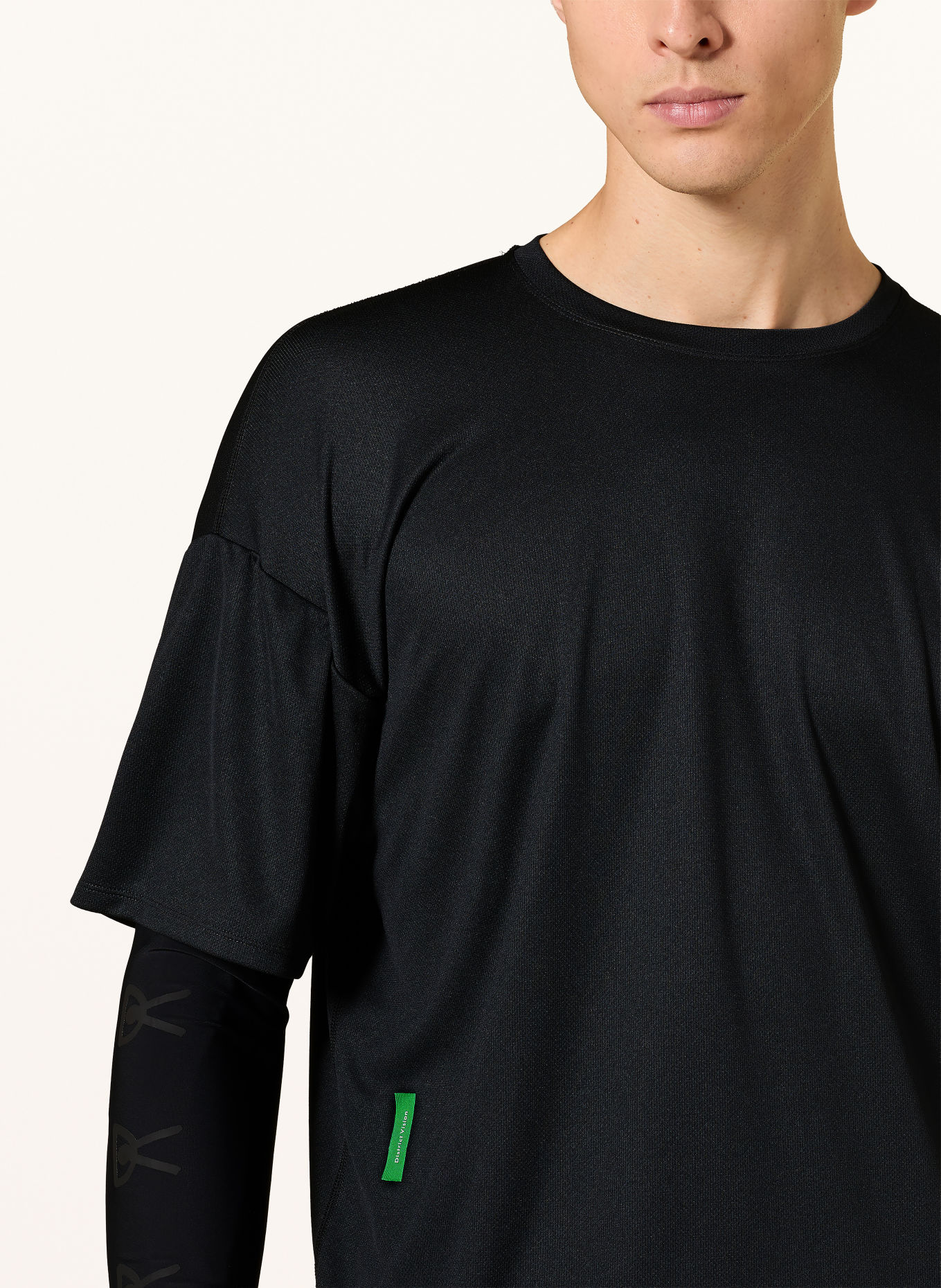 District Vision Trainingsshirt BOXY COMPRESSION: ZWART