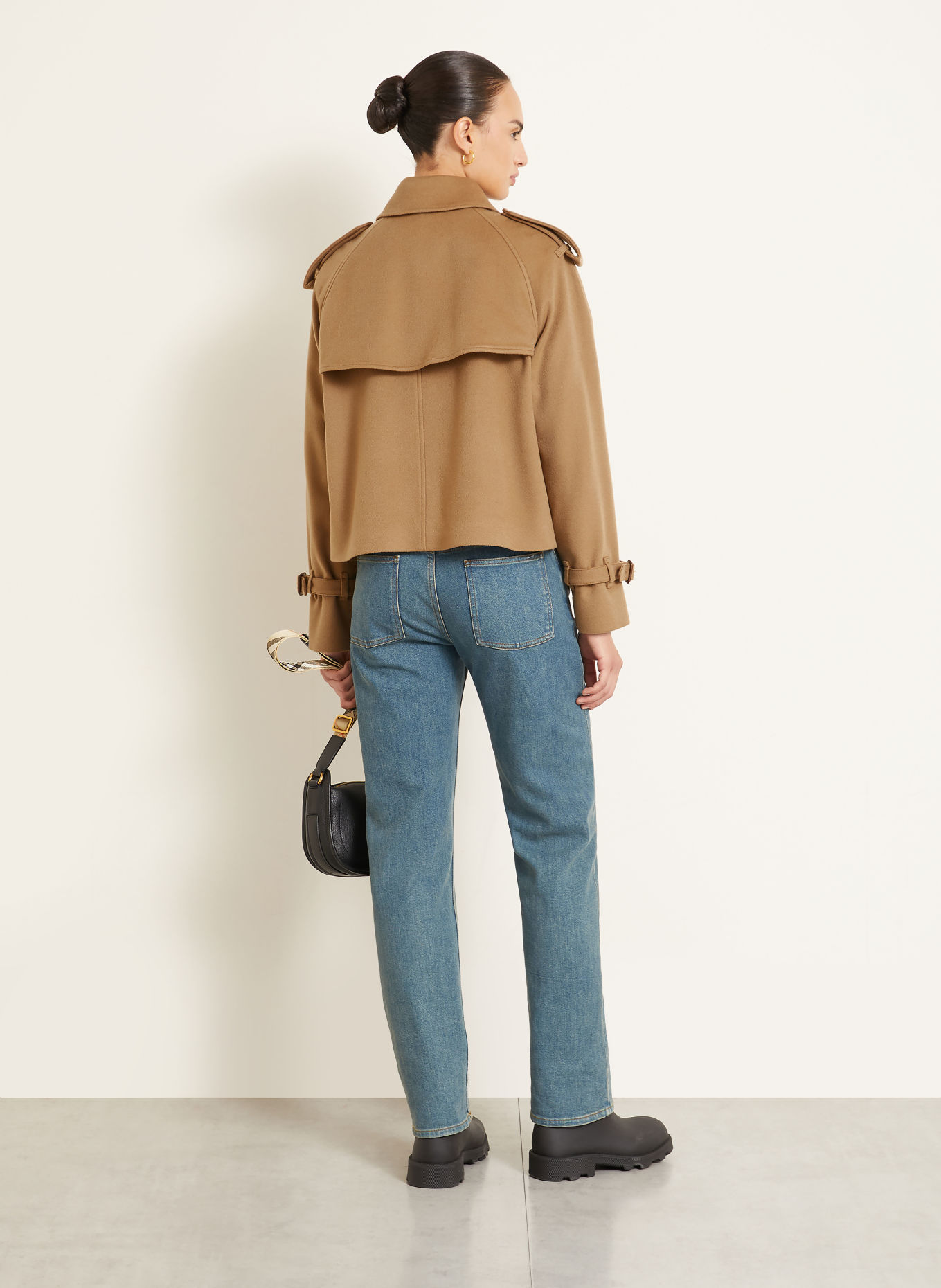 BURBERRY Trench-coat court MAYFAIR en cachemire: CHAMEAU
