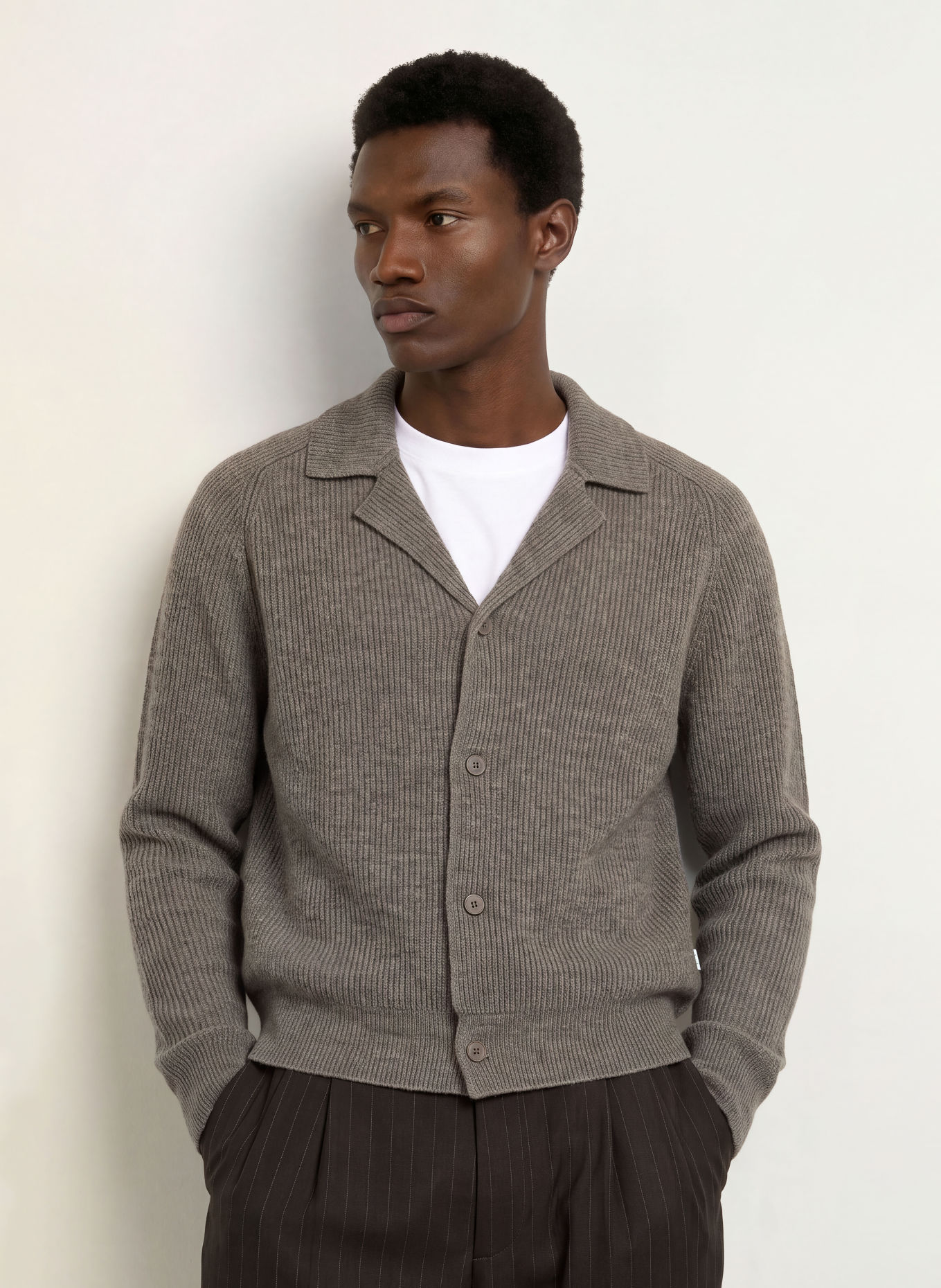 NN.07 SHANE Cardigan: TAUPE