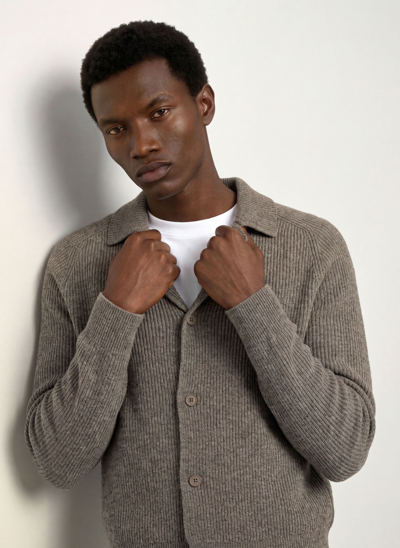 NN.07 SHANE Cardigan: TAUPE