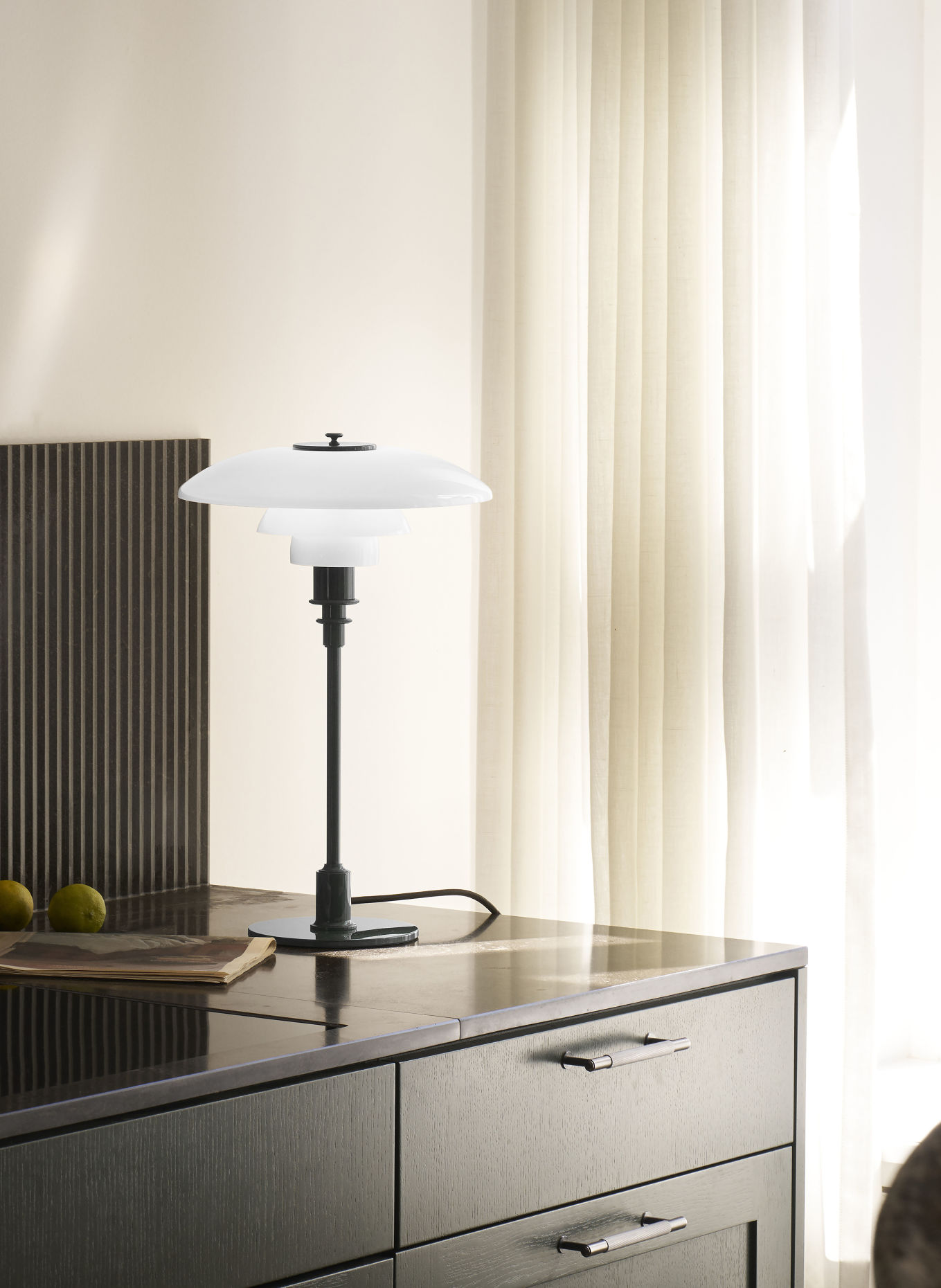 louis poulsen Bordslampa PH 3/2: VIT / MÖRKGRÖN