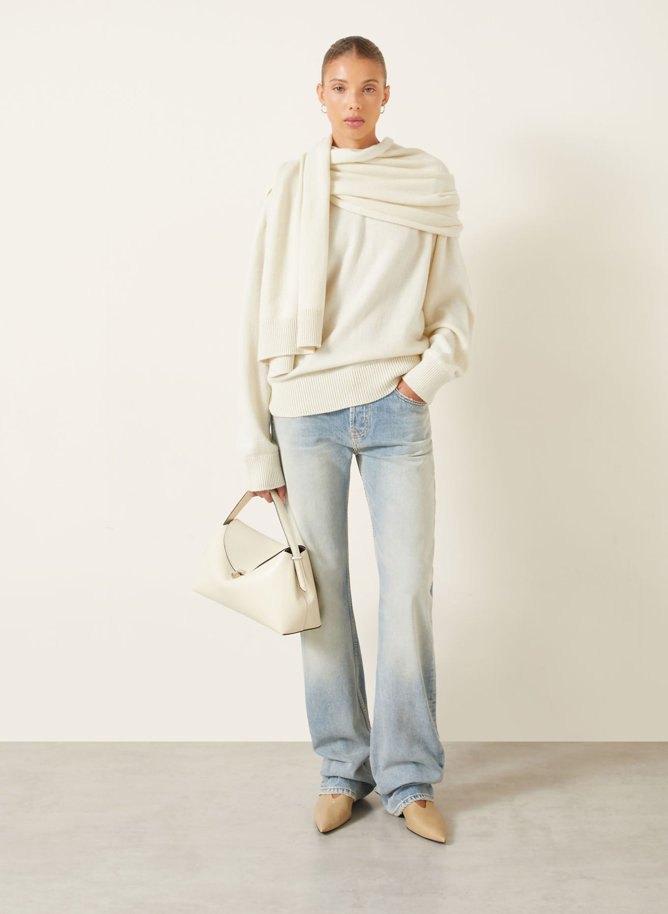 ARMARIUM ALIDA Sweater with Scarf: CREAM