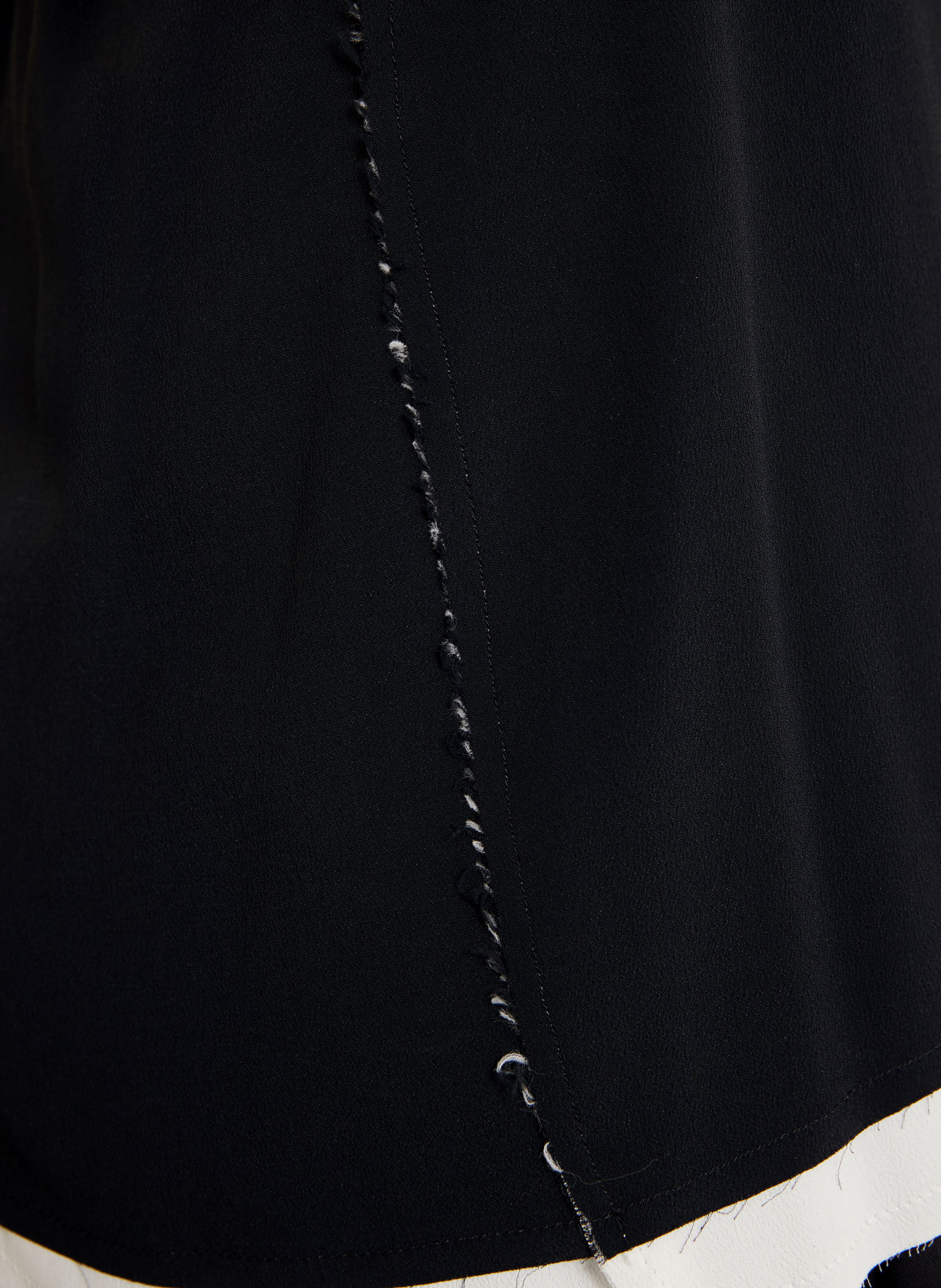 ARMARIUM BIANCA Top with Silk: BLACK / WHITE