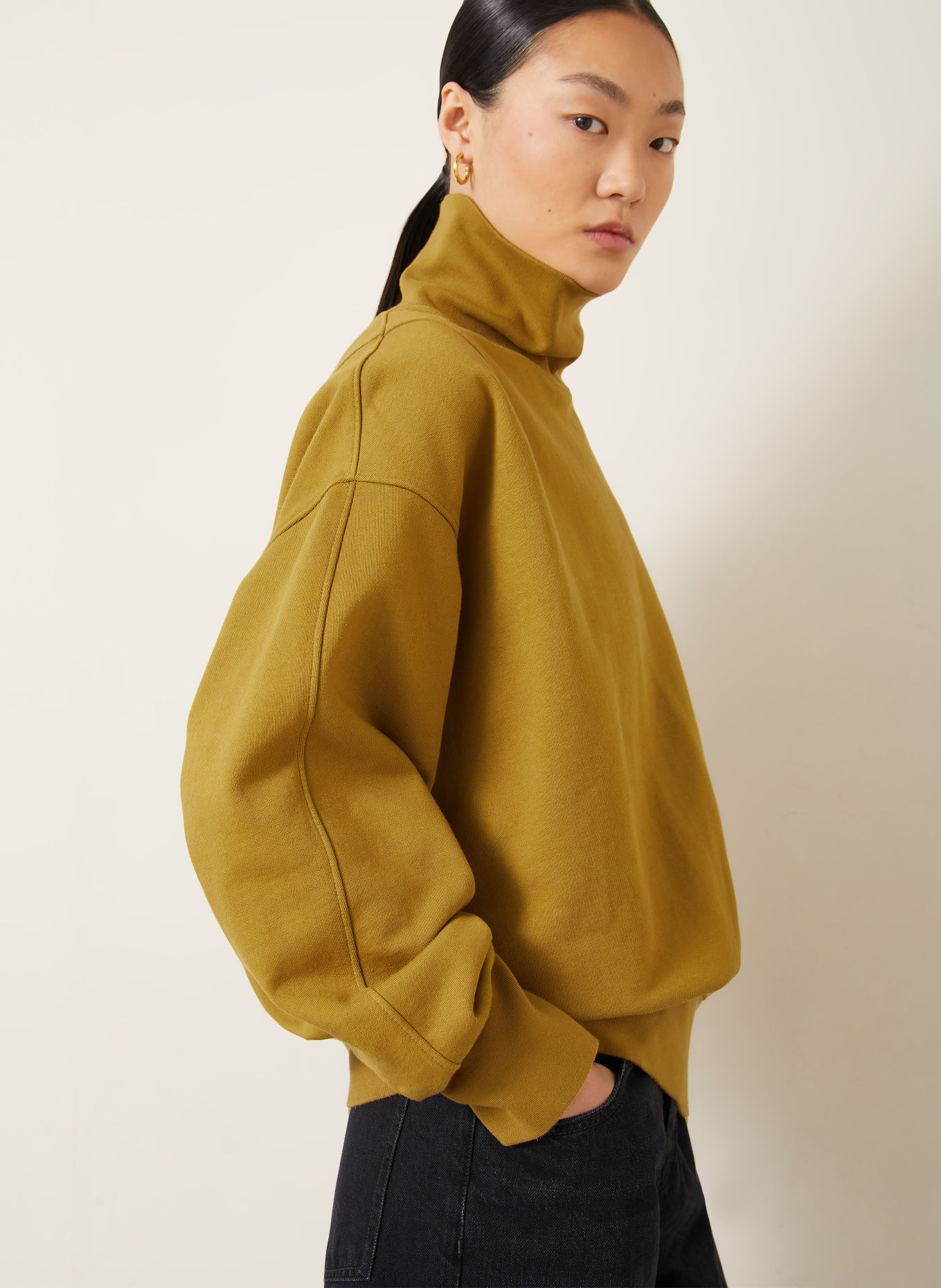 ARMARIUM CAMELIA Sweatshirt: OLIVE