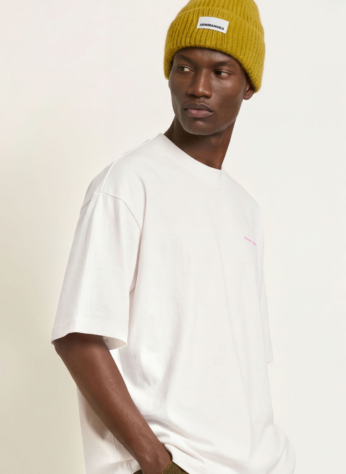 REGARDS T-shirt: ECRU / PINK / BLUE