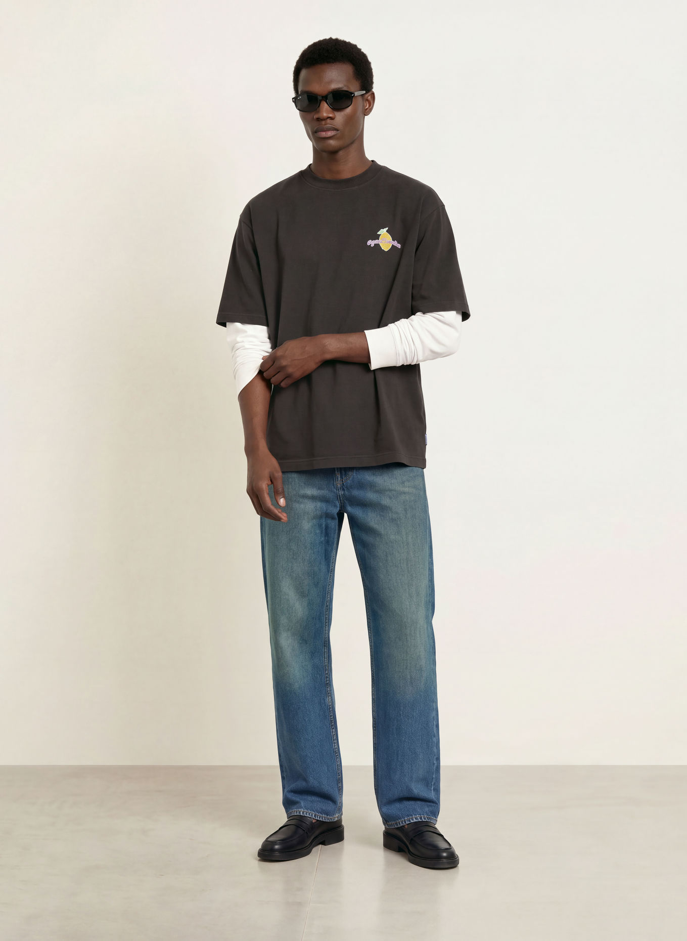 REGARDS T-shirt: DARK BROWN / PURPLE / DARK YELLOW