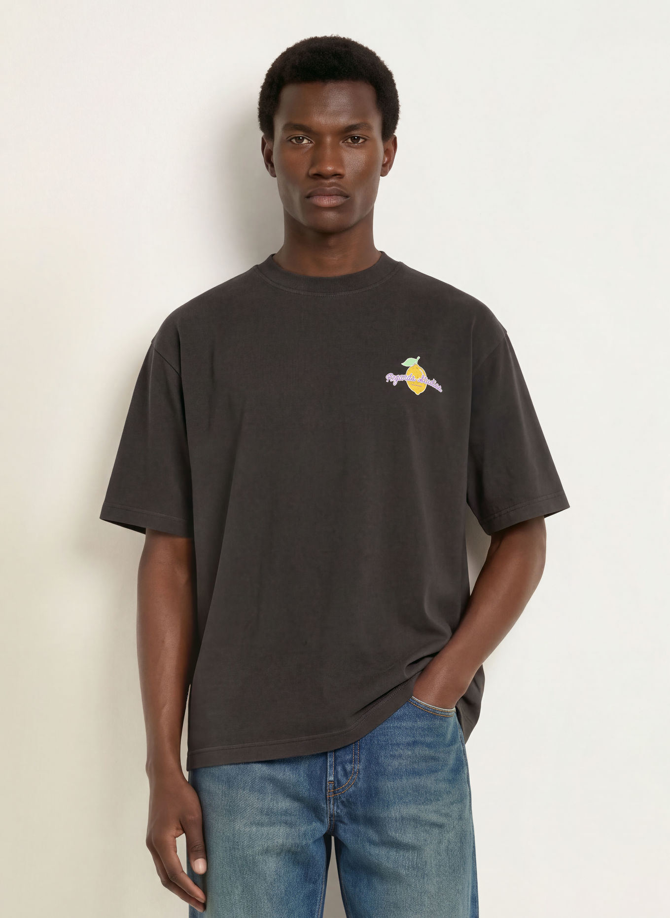 REGARDS T-shirt: DARK BROWN / PURPLE / DARK YELLOW
