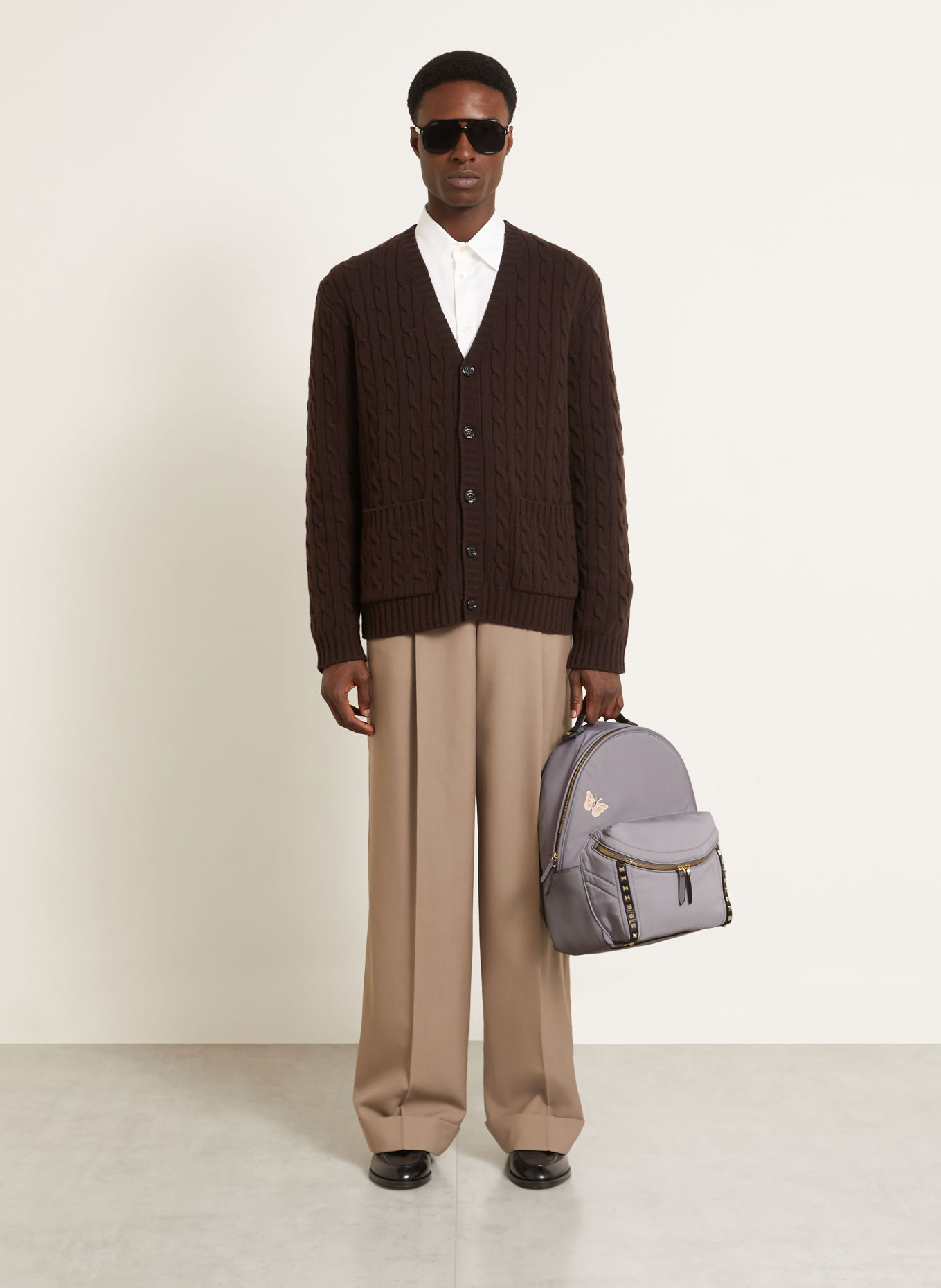 VALENTINO GARAVANI Rucksack STUD UP mit Nieten: GRAU / GOLD / SCHWARZ