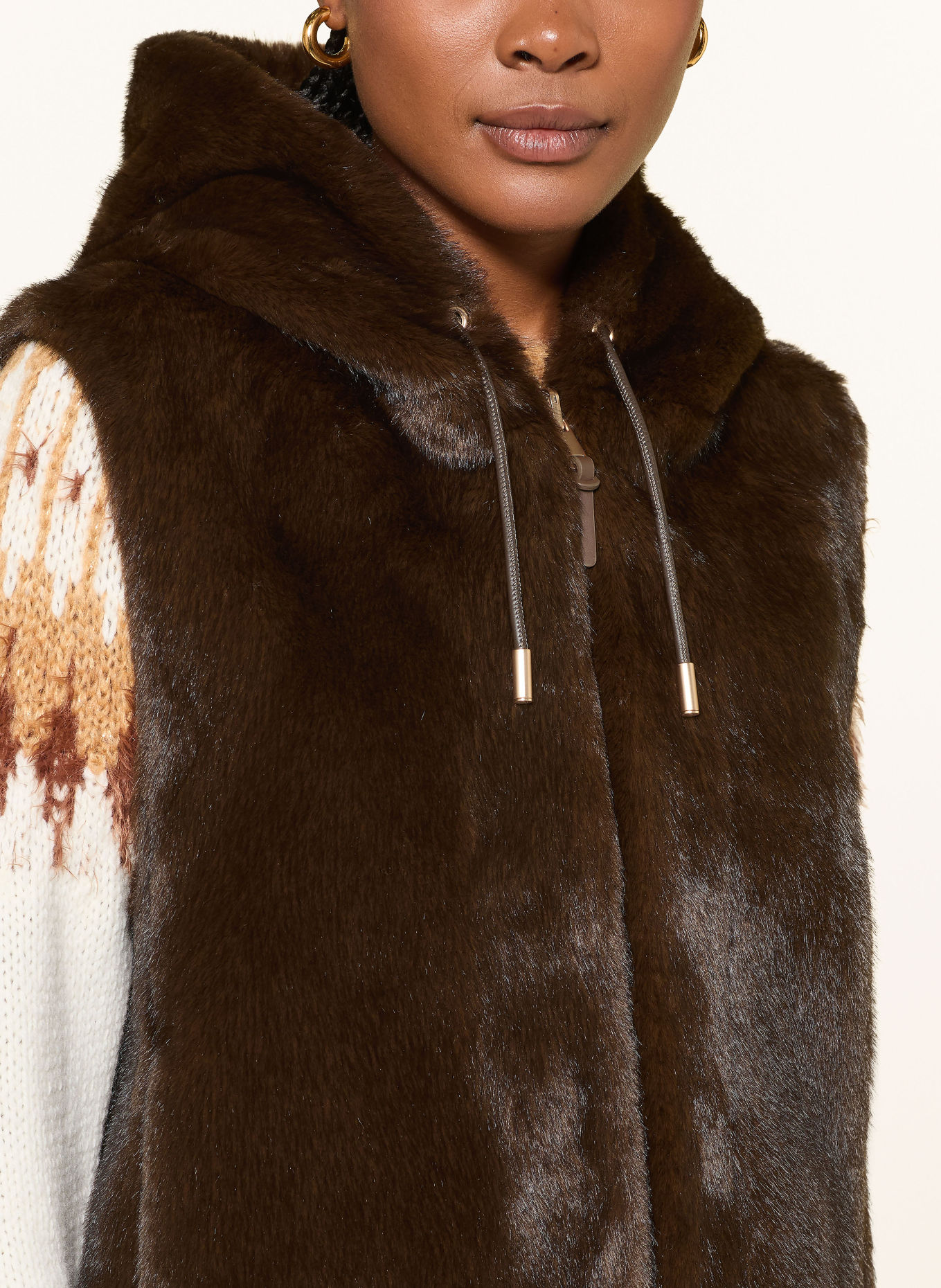 mabrun FANTASY Faux Fur Vest: DARK BROWN