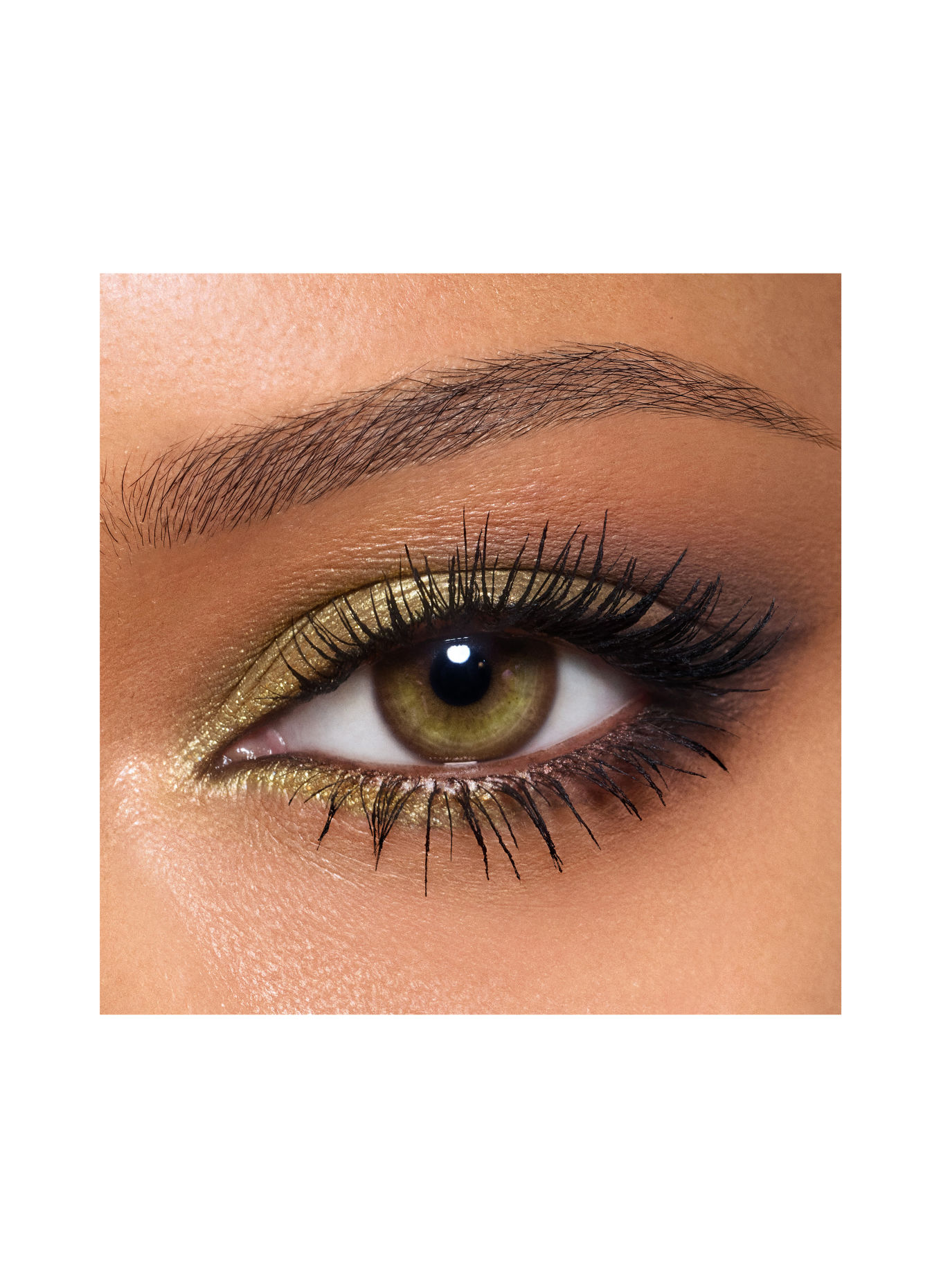 Charlotte Tilbury 12 PAN WONDERLAND PALETTE: N/A