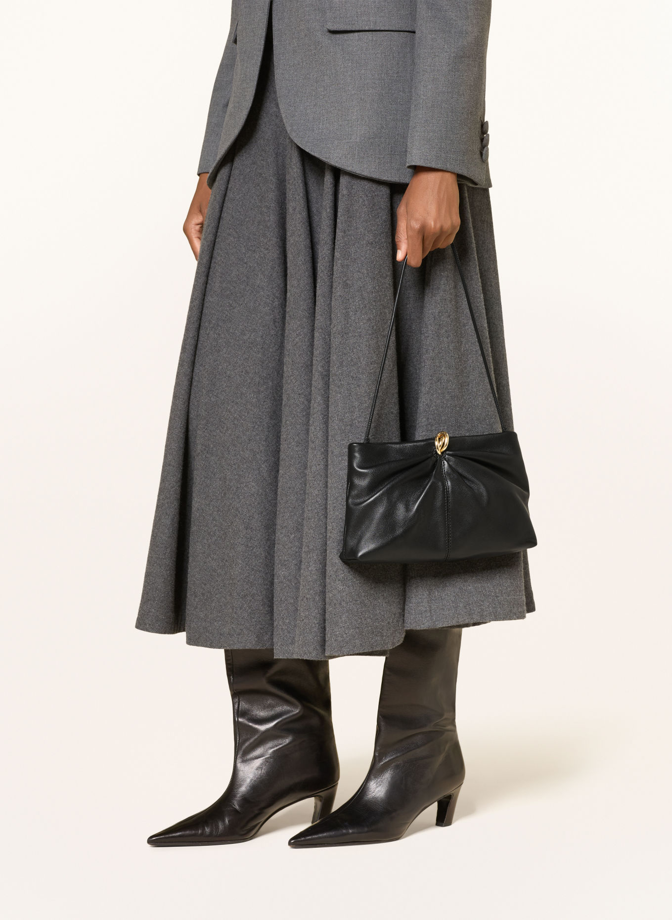 LOEFFLER RANDALL CORRINE Clutch: BLACK / GOLD