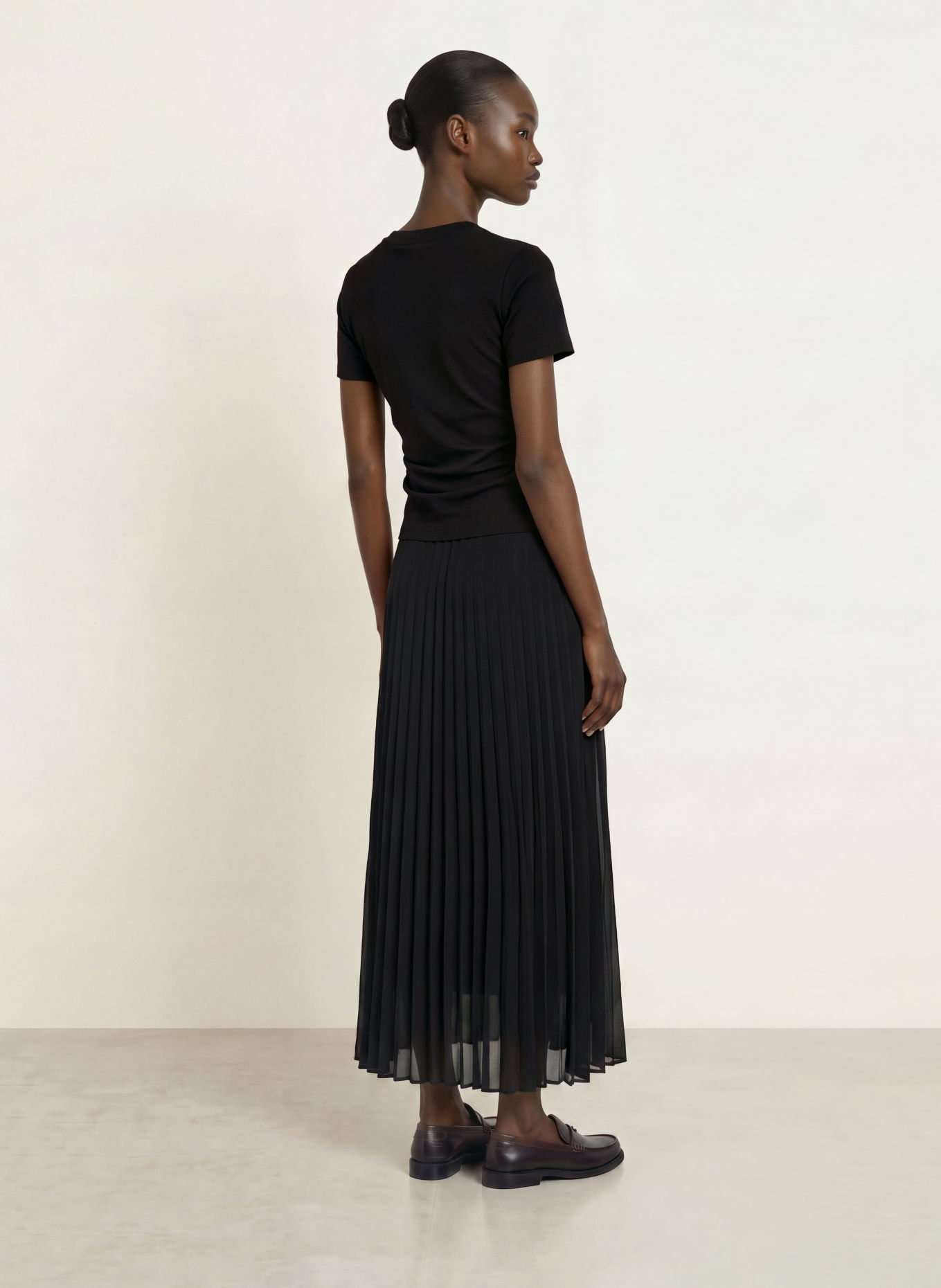 CLAUDIE PIERLOT Kleid im Materialmix mit Plissees: SCHWARZ