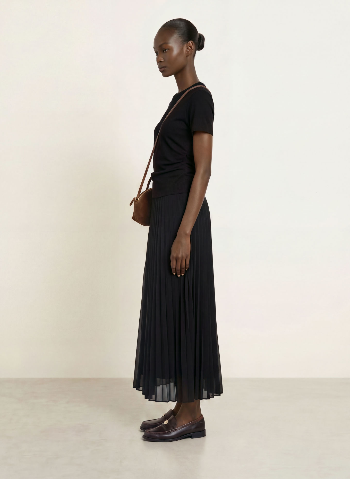 CLAUDIE PIERLOT Kleid im Materialmix mit Plissees: SCHWARZ
