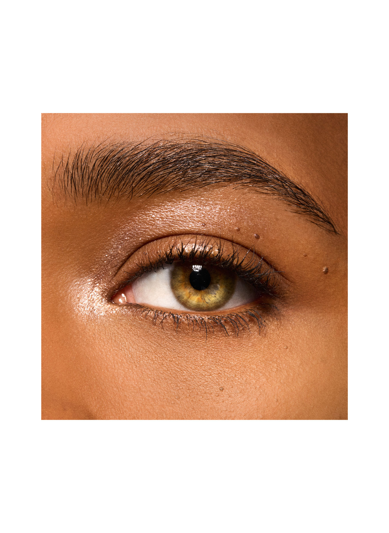 M.A.C DRESSED TO DAZZLE EYE DUO