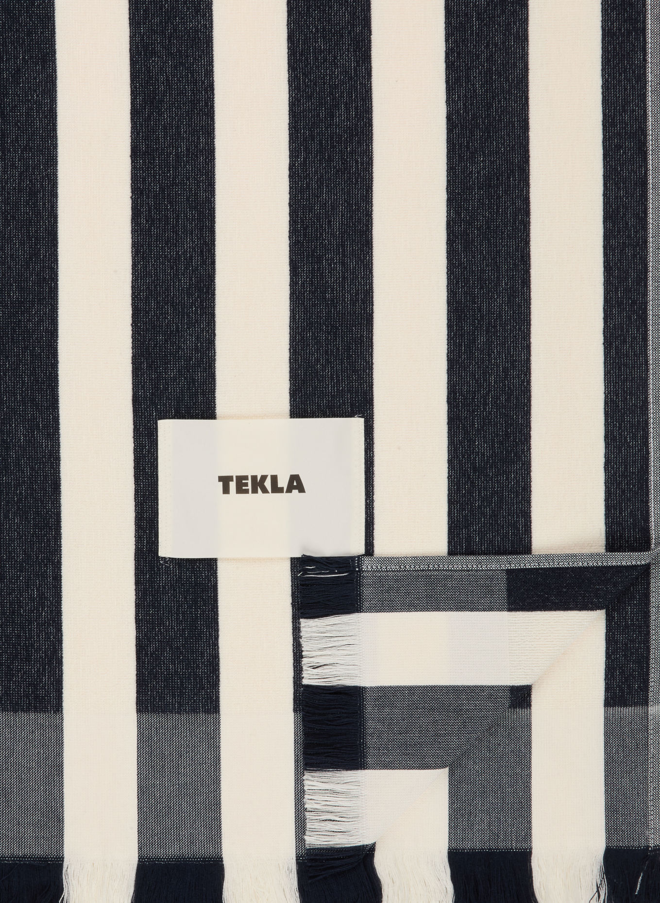 TEKLA Beach towel: WHITE / BLACK