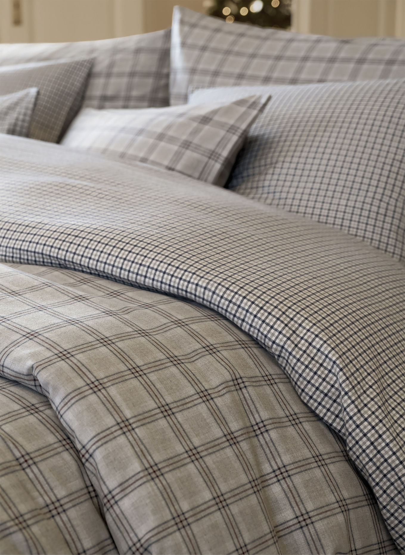 SCHLOSSBERG GIAN Bed linens: GRAY / DARK GRAY