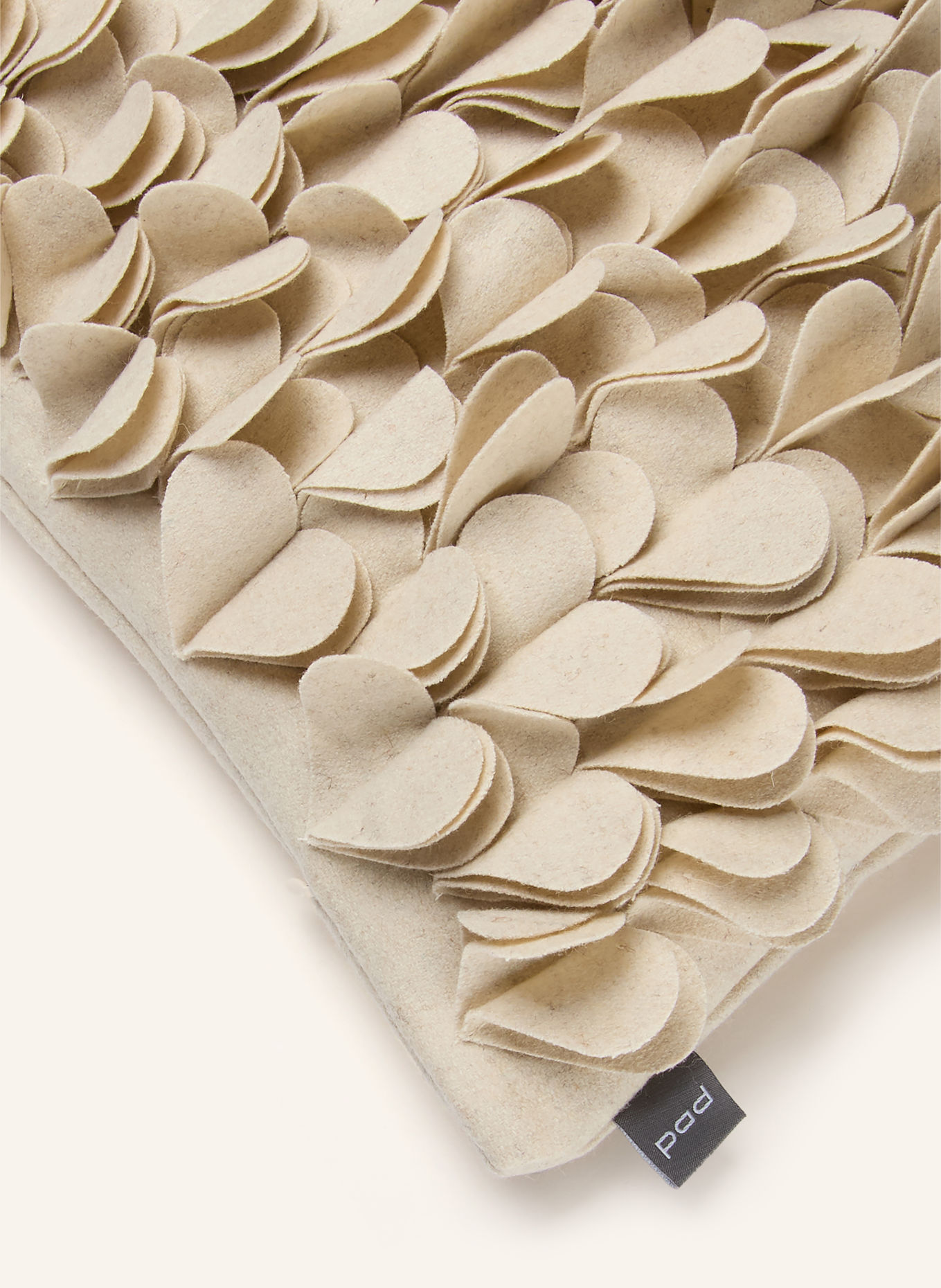 PAD Sierkussenhoes HEARTSHAPE: BEIGE