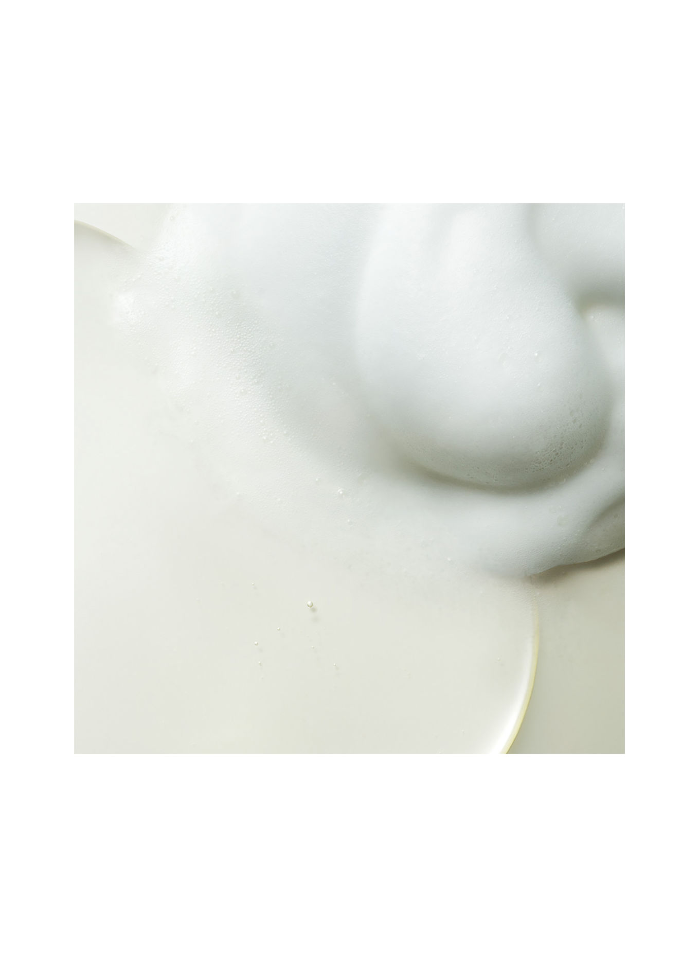 SENSAI SMOOTHING SHAMPOO FOR SCALP AND HAIR