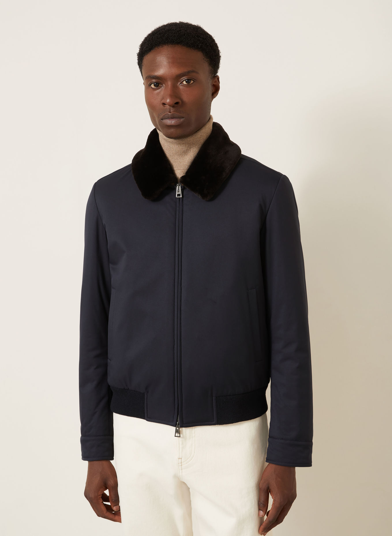 manzoni 24 Jacke mit Kunstfell: DUNKELBLAU / SCHWARZ